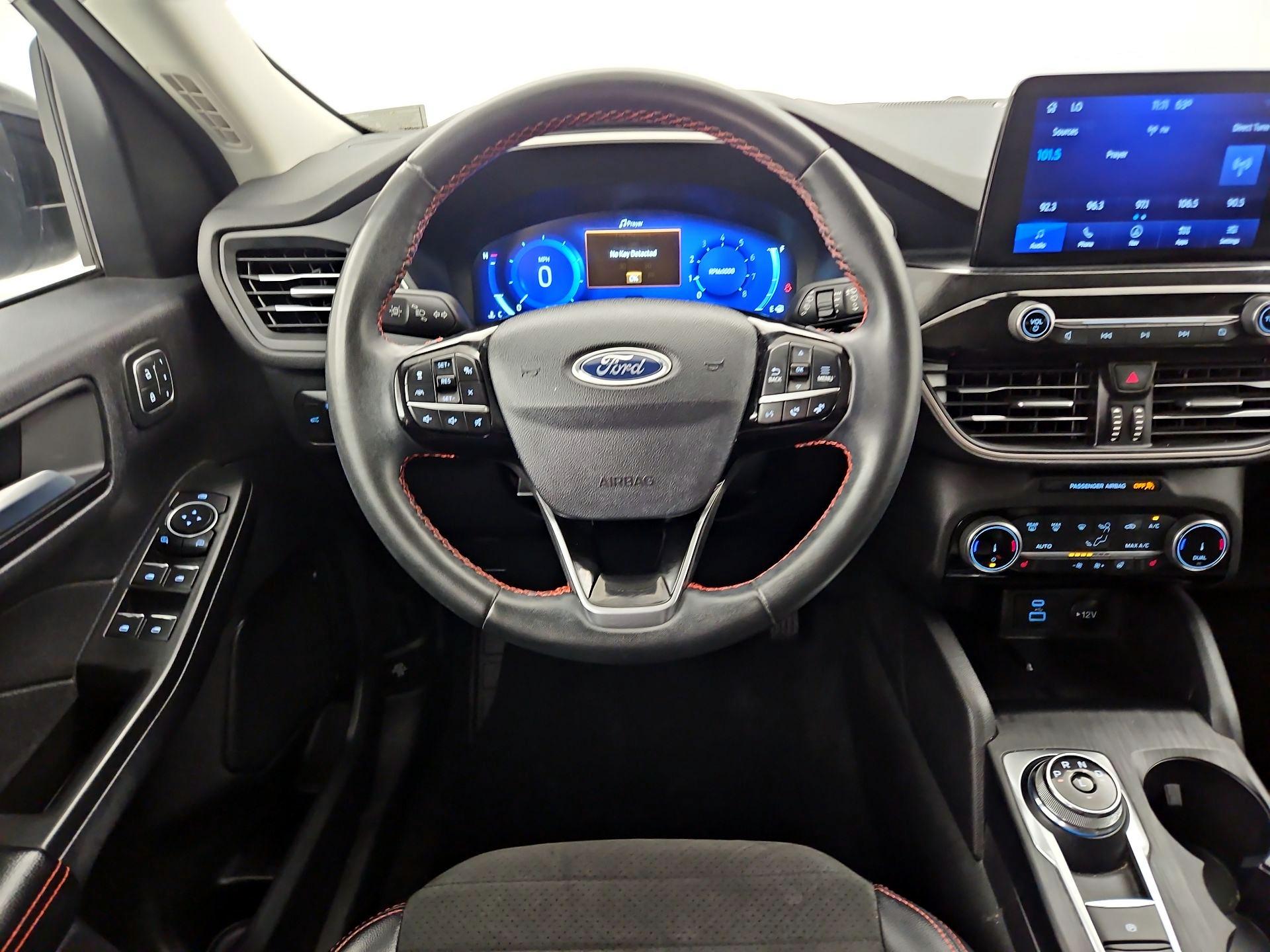 Thumbnail: 2022 Ford Escape - 10