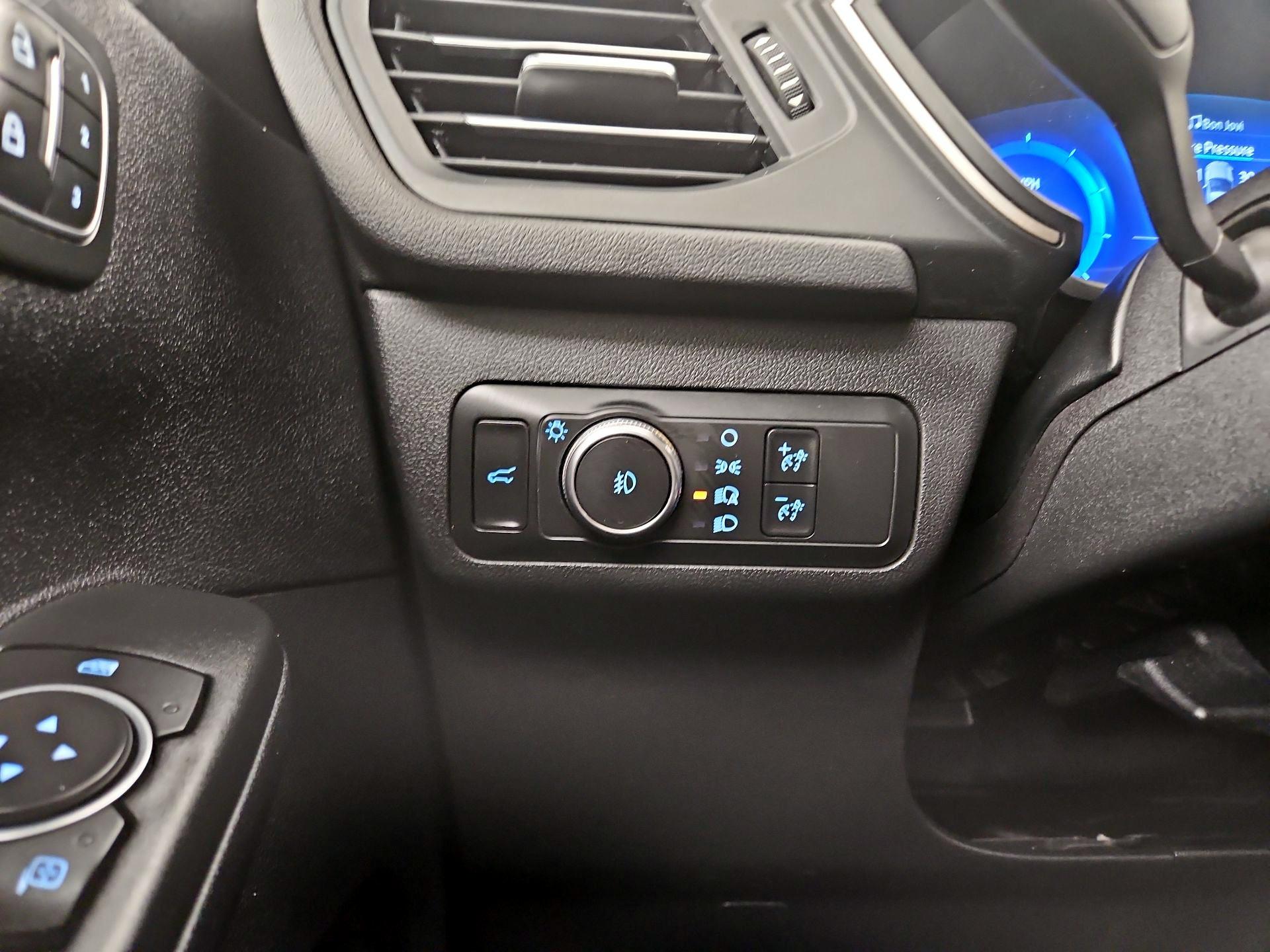 Thumbnail: 2022 Ford Escape - 13
