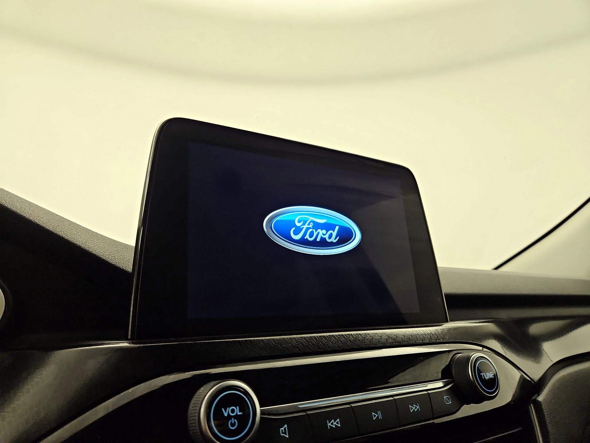 Thumbnail: 2022 Ford Escape - 15