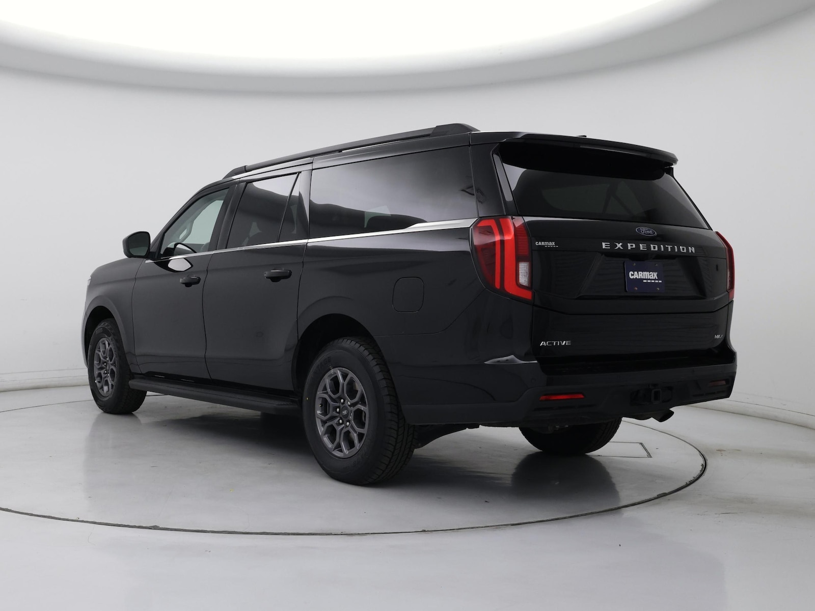 2025 Ford Expedition Active - Photo 3