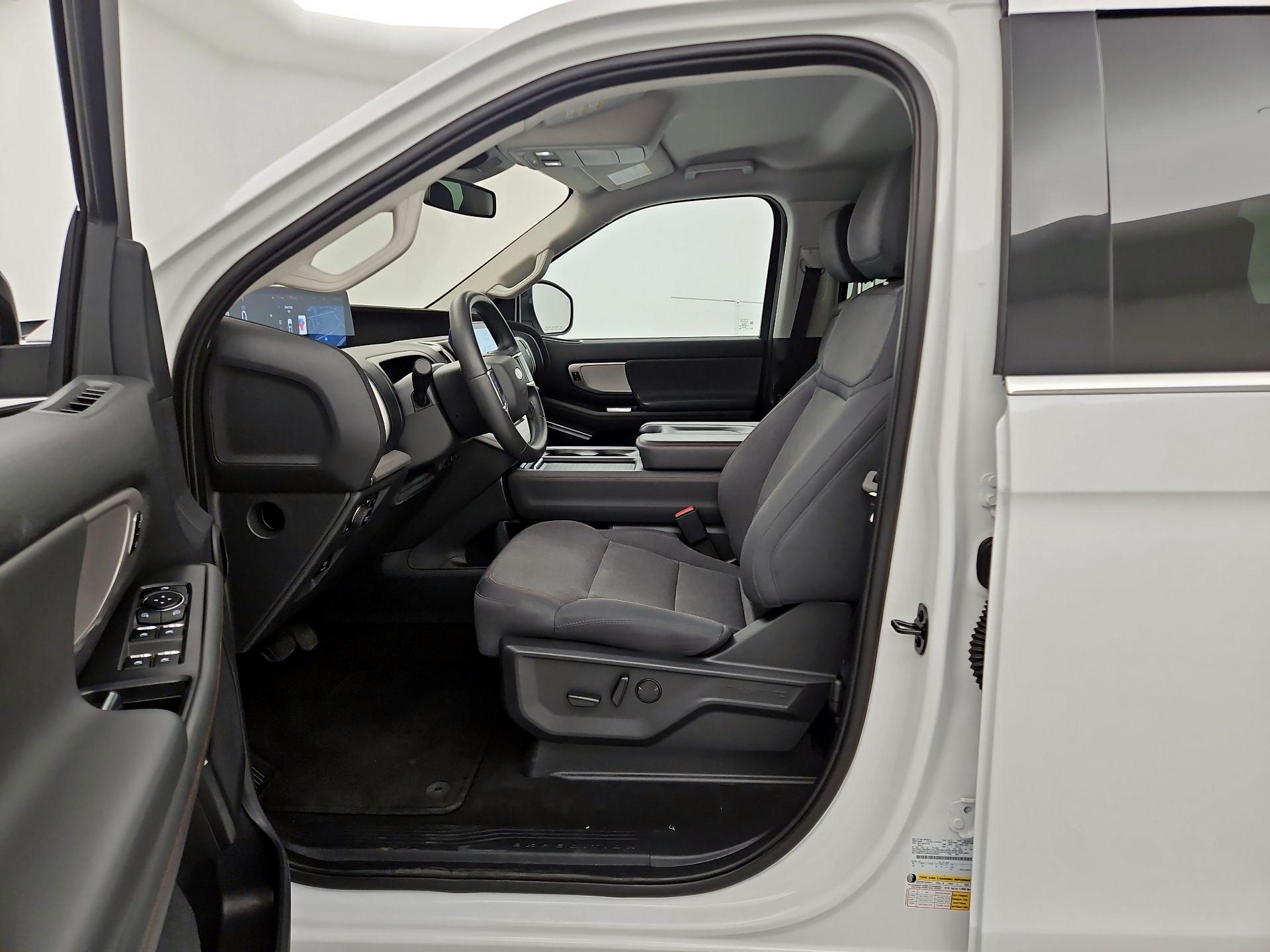Thumbnail: 2025 Ford Expedition MAX - 11