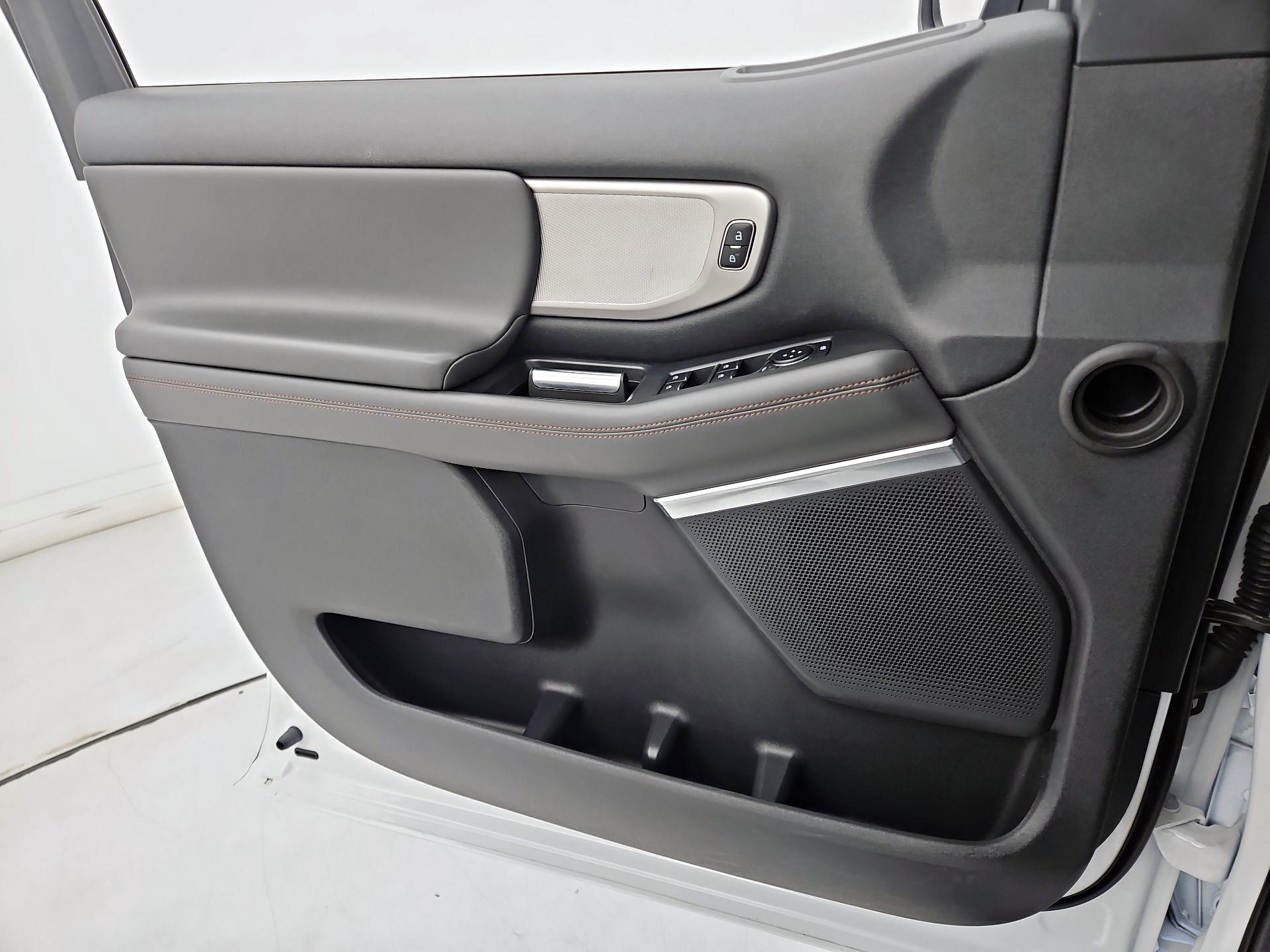 Thumbnail: 2025 Ford Expedition MAX - 12