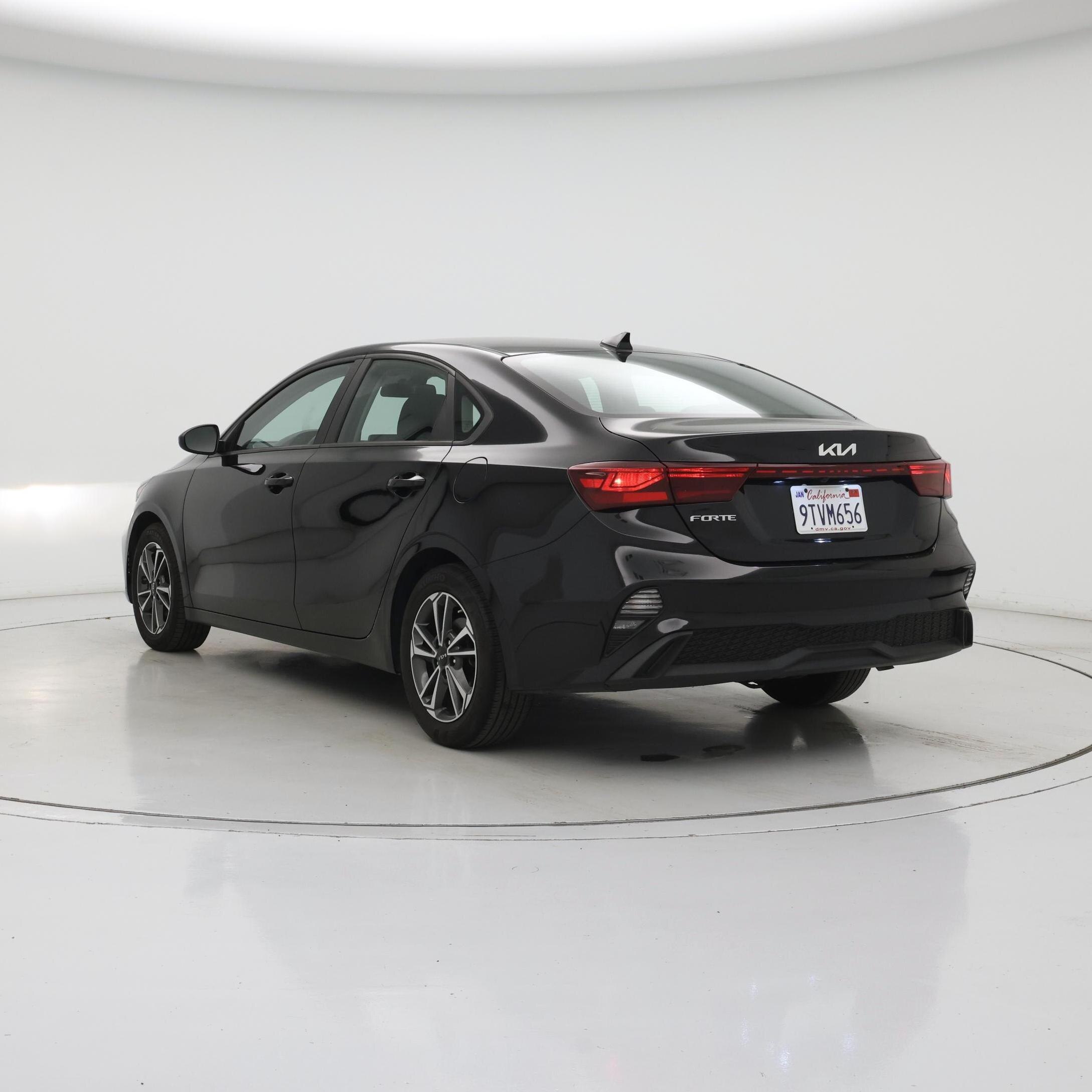 Thumbnail: 2022 Kia Forte - 2