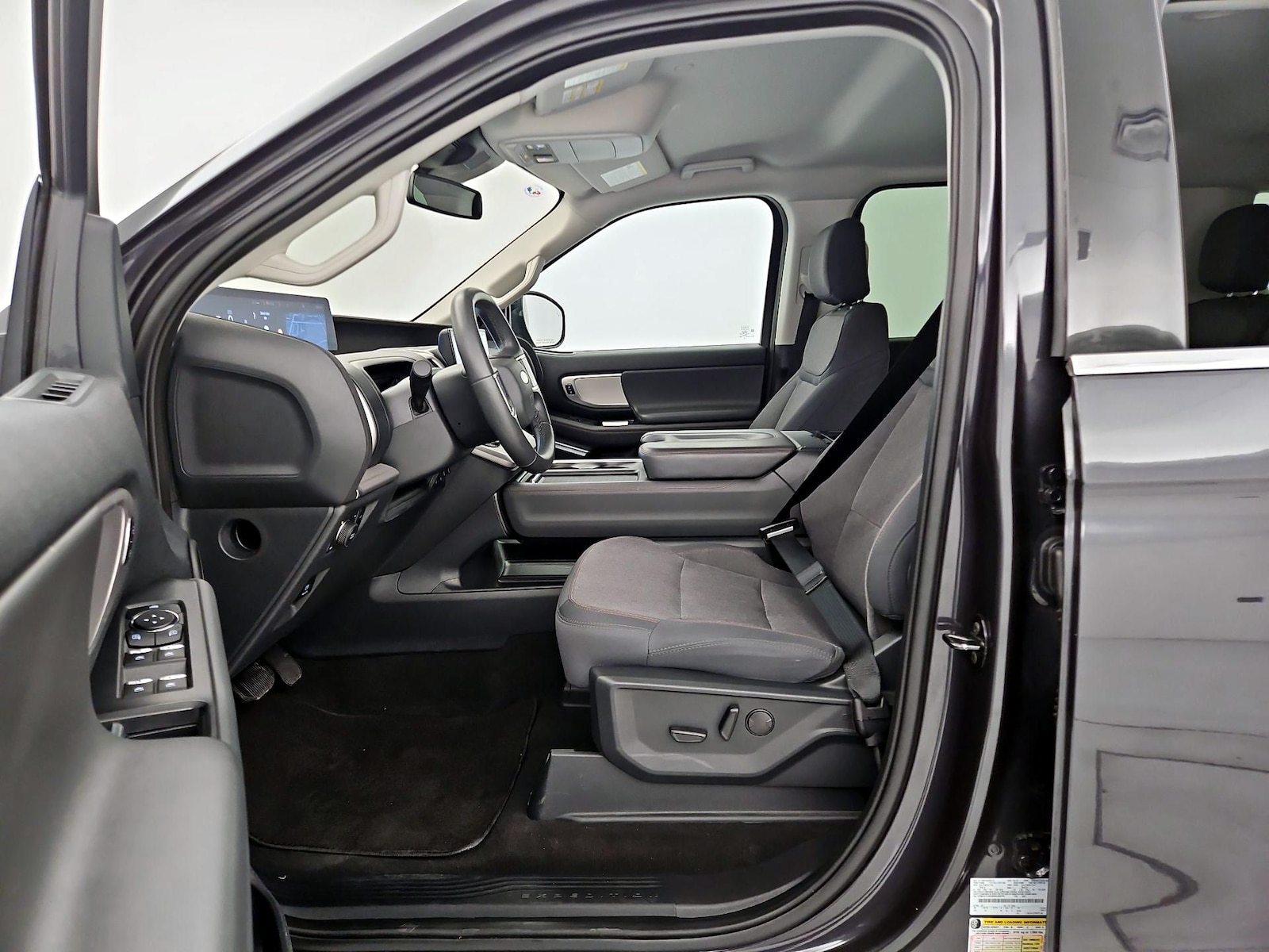2025 Ford Expedition Active - Photo 12