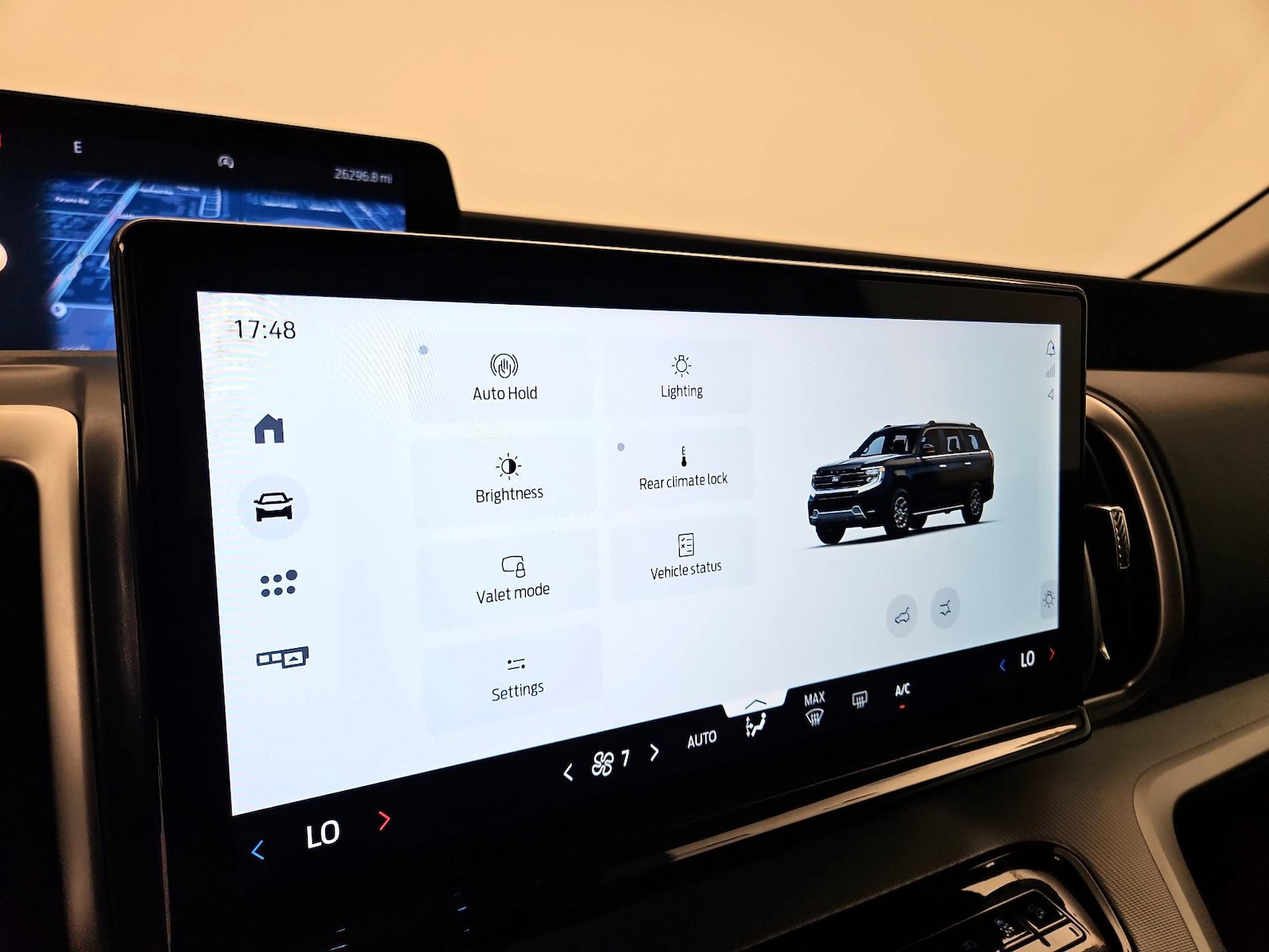 2025 Ford Expedition Active - Photo 14