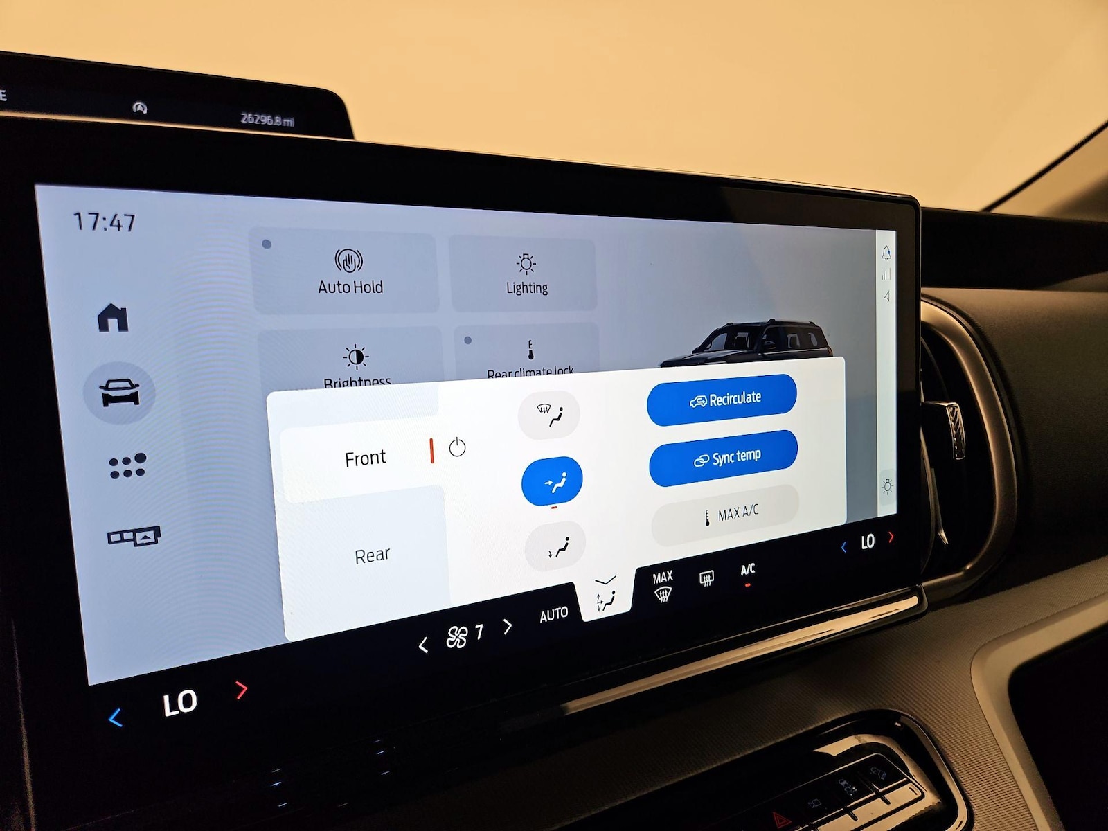 2025 Ford Expedition Active - Photo 15