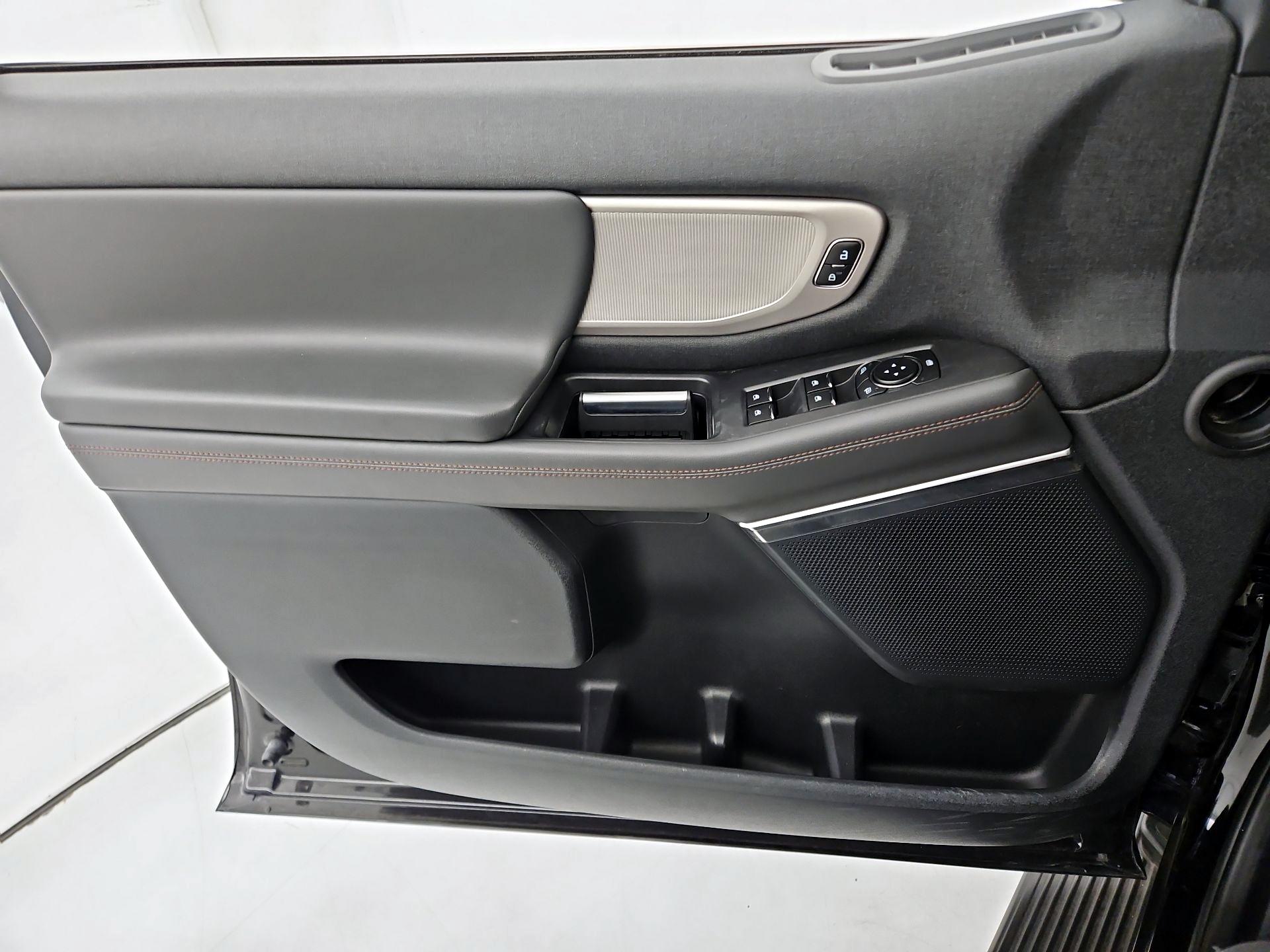 Thumbnail: 2025 Ford Expedition MAX - 12