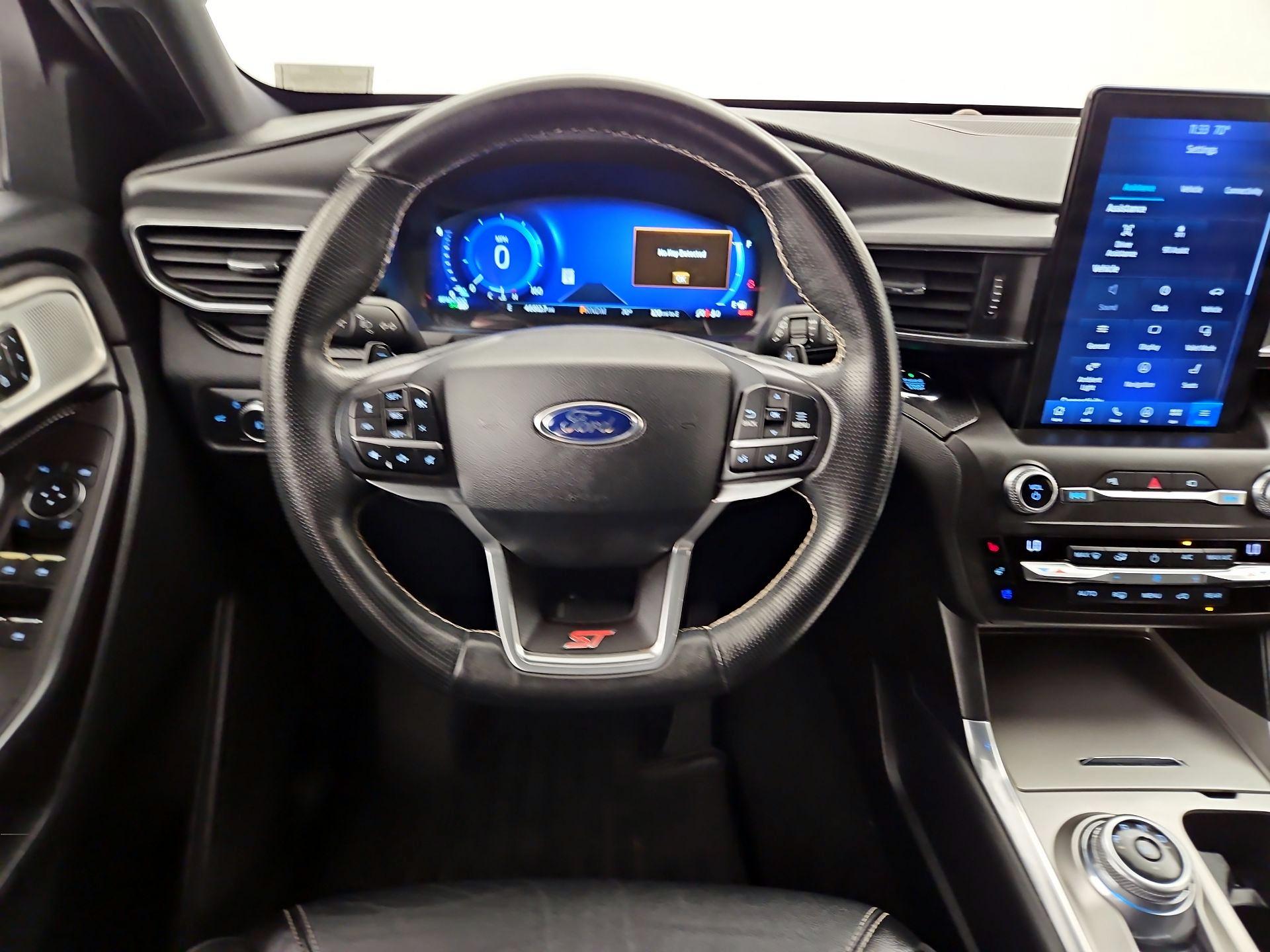 Thumbnail: 2020 Ford Explorer - 10