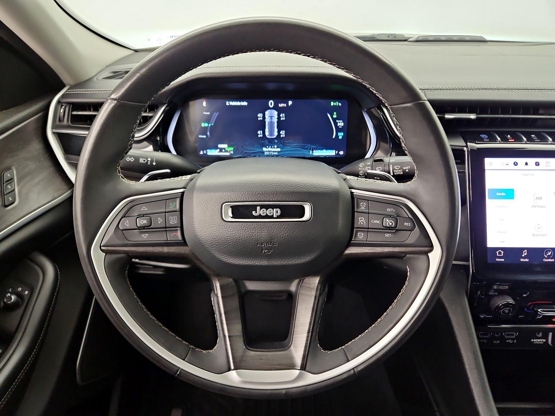 Thumbnail: 2022 Jeep Grand Cherokee - 10