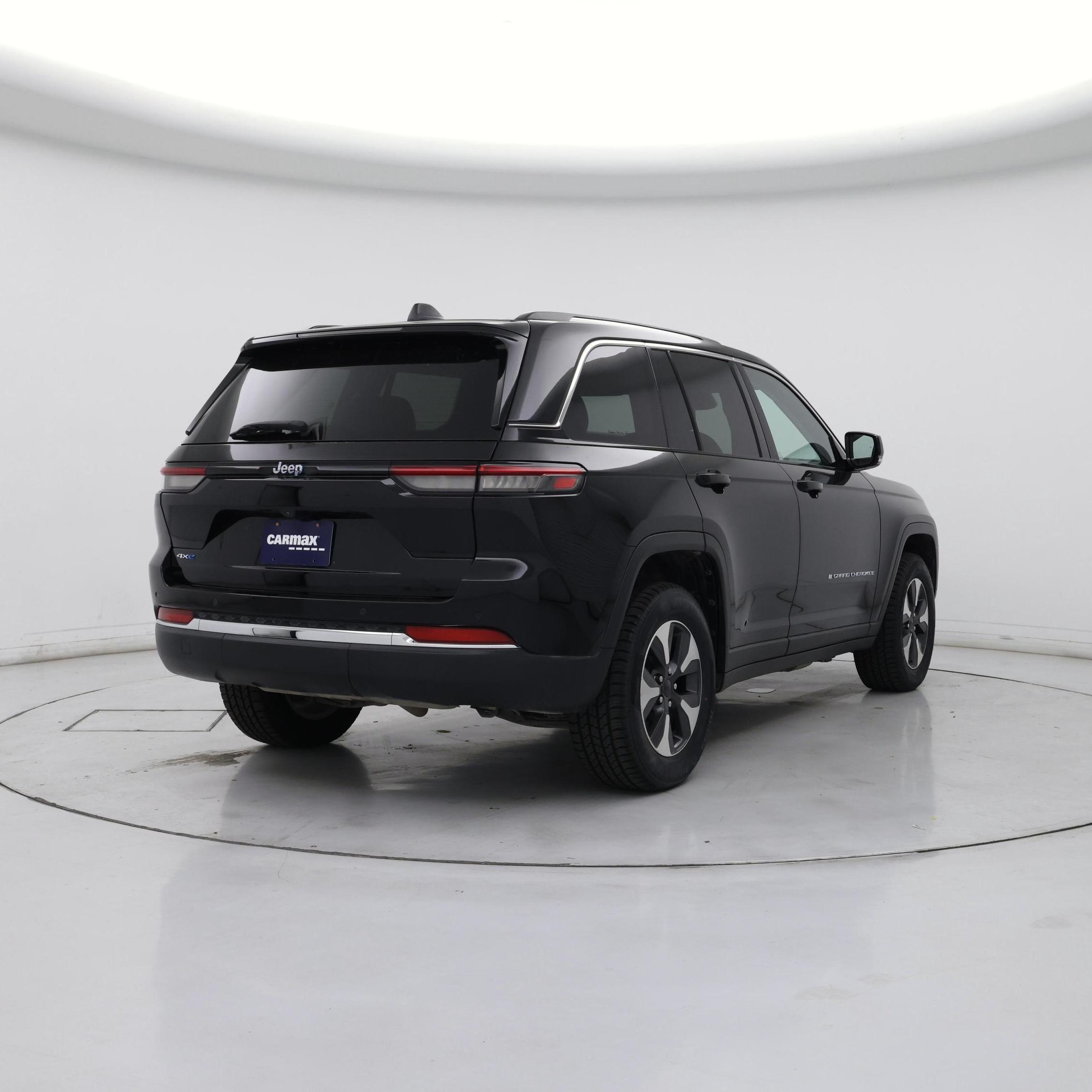 Thumbnail: 2022 Jeep Grand Cherokee - 8