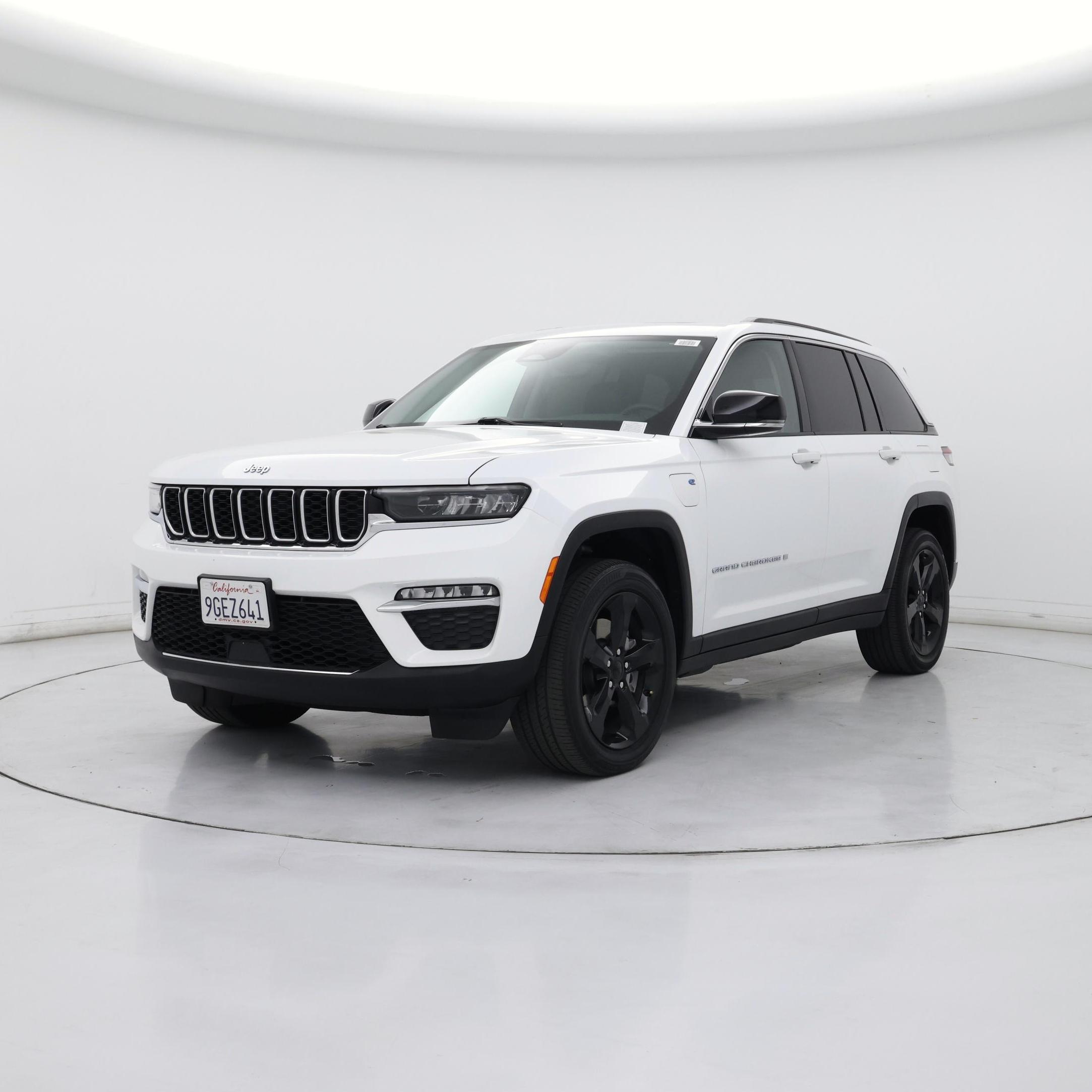 Thumbnail: 2023 Jeep Grand Cherokee - 4