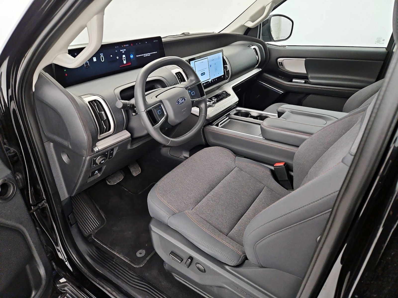 2025 Ford Expedition Active - Photo 12