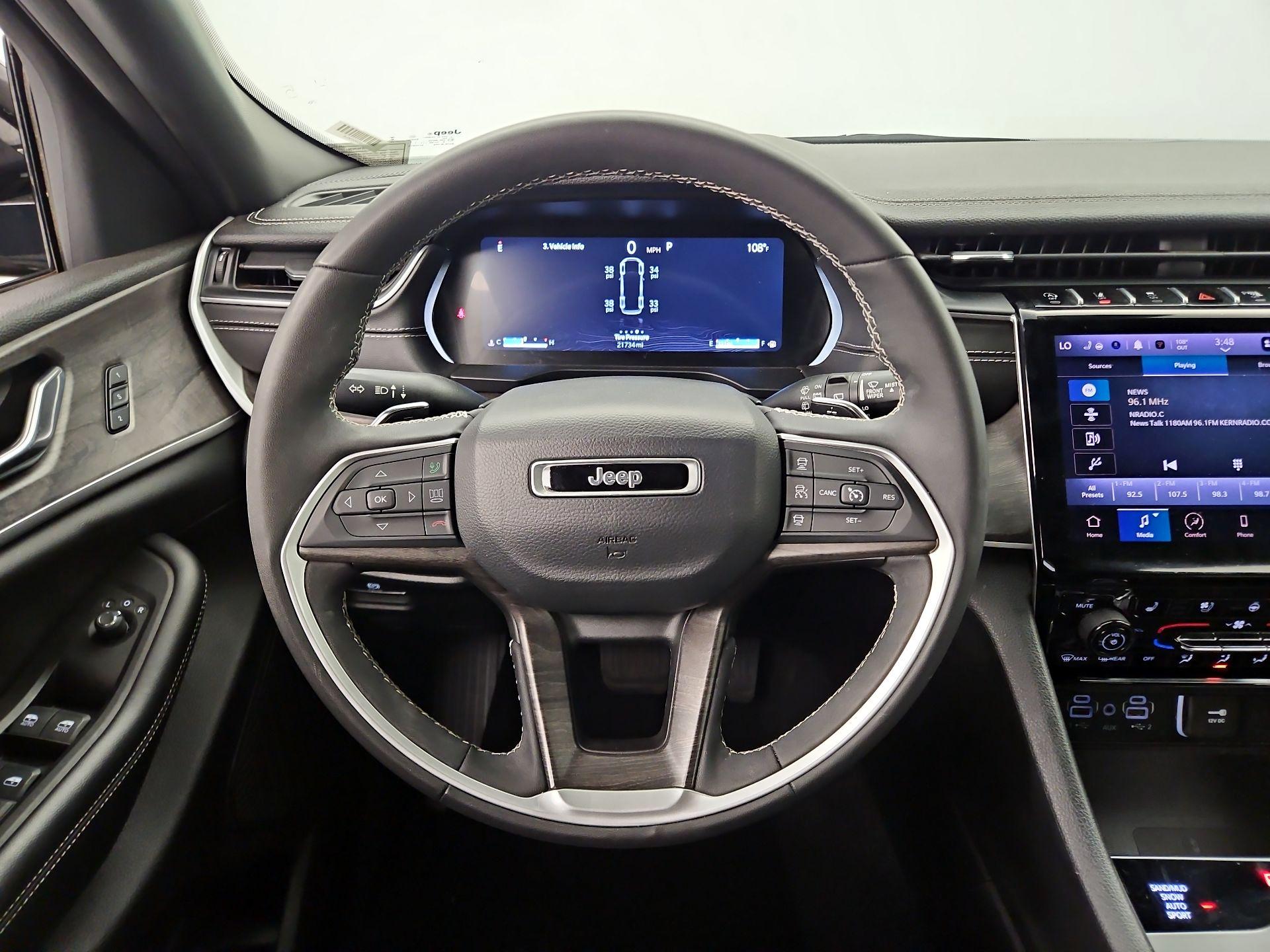 Thumbnail: 2024 Jeep Grand Cherokee L - 10