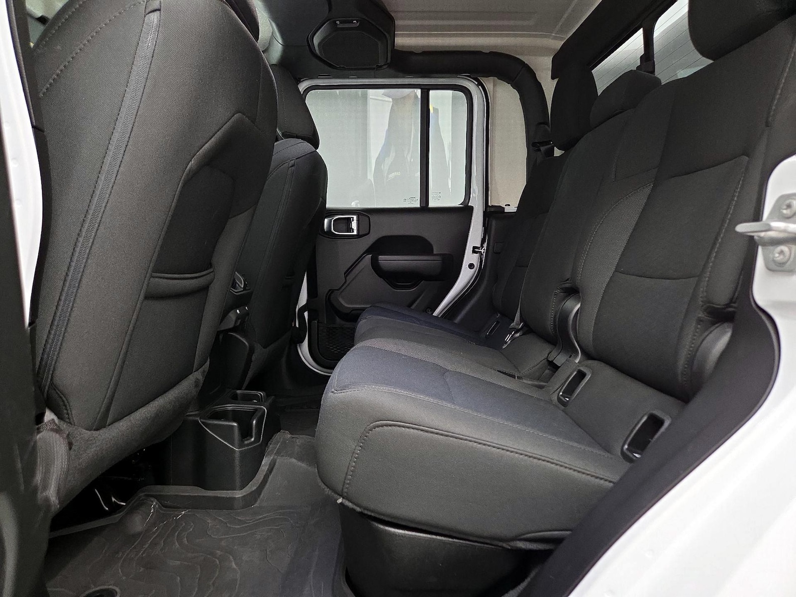 2023 Jeep Gladiator WILLYS - Photo 20