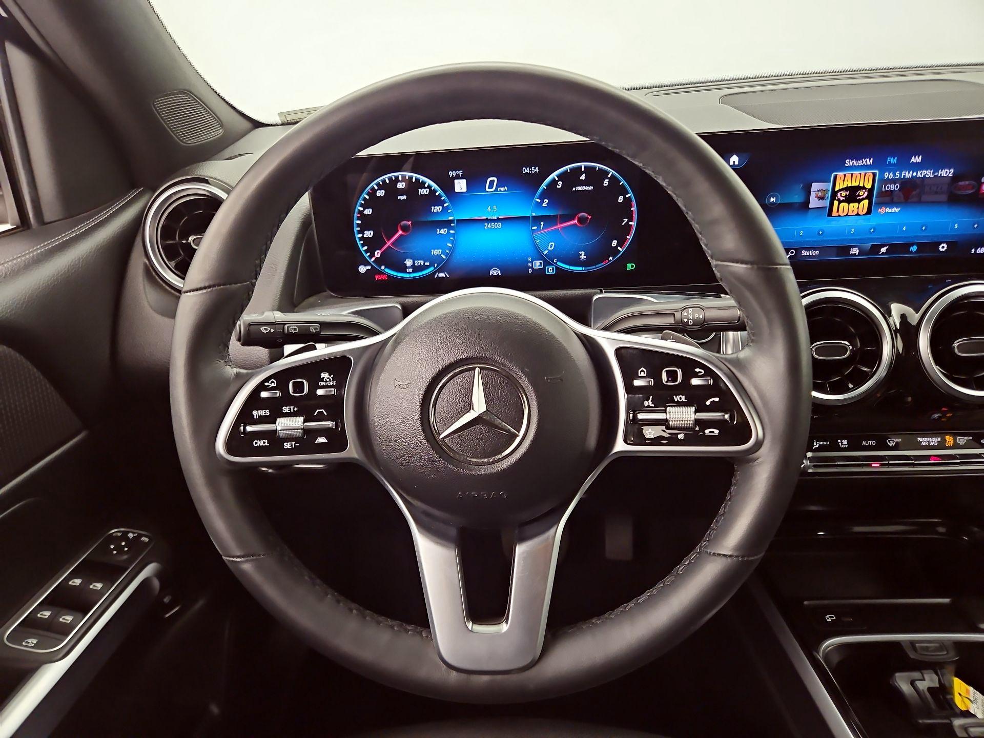 Thumbnail: 2023 Mercedes-Benz GLB - 10