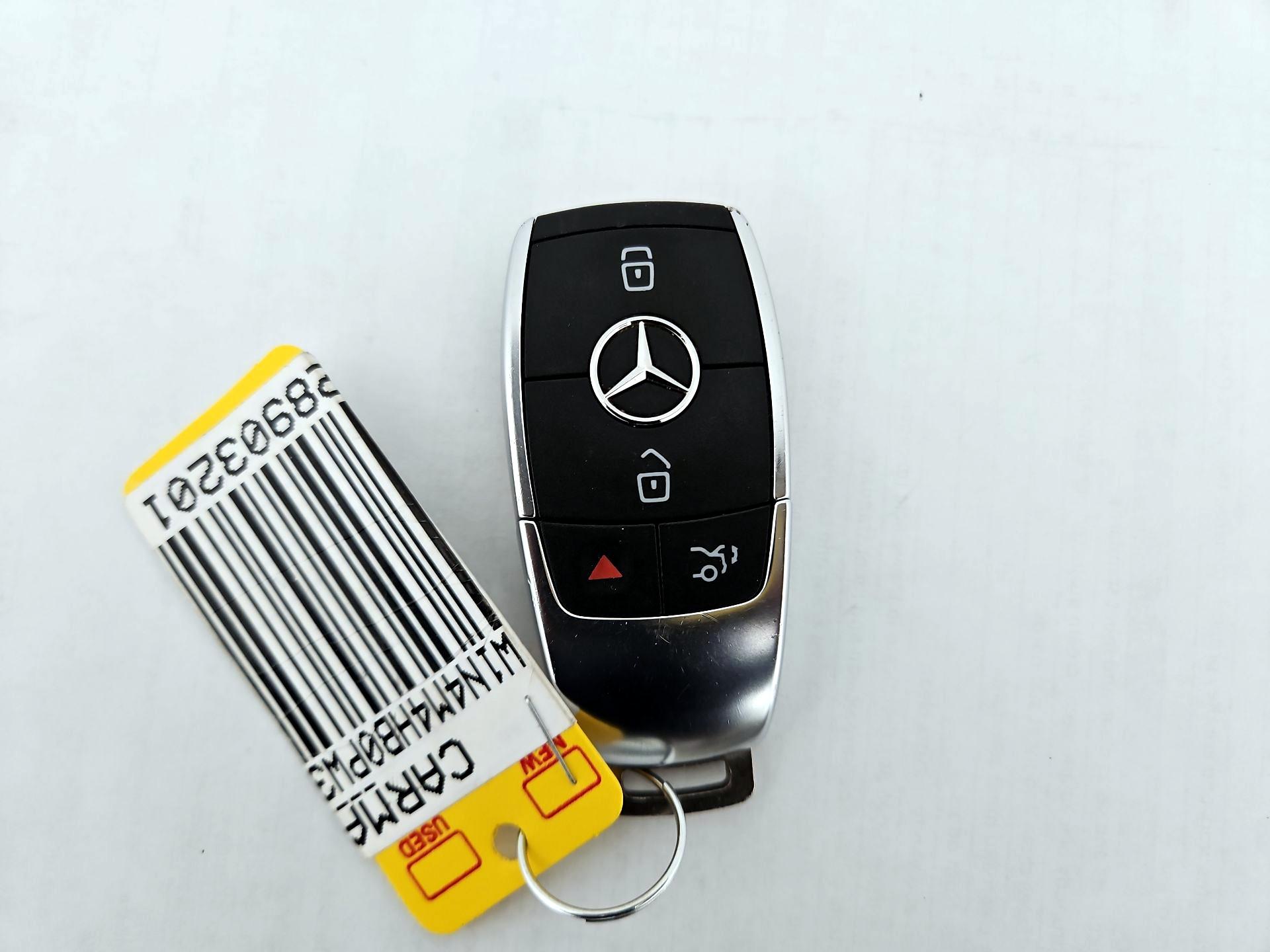 Thumbnail: 2023 Mercedes-Benz GLB - 20
