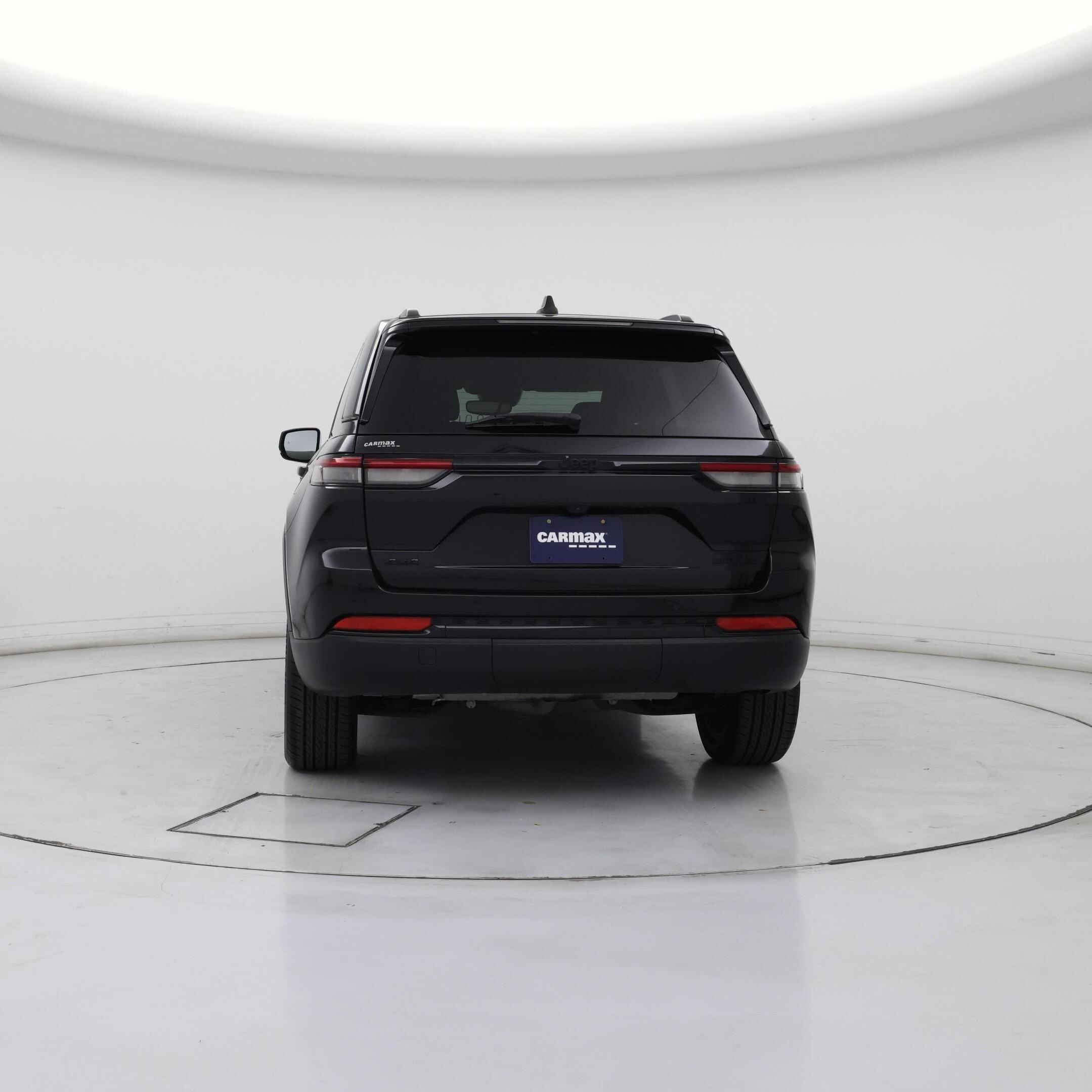 Thumbnail: 2023 Jeep Grand Cherokee - 6