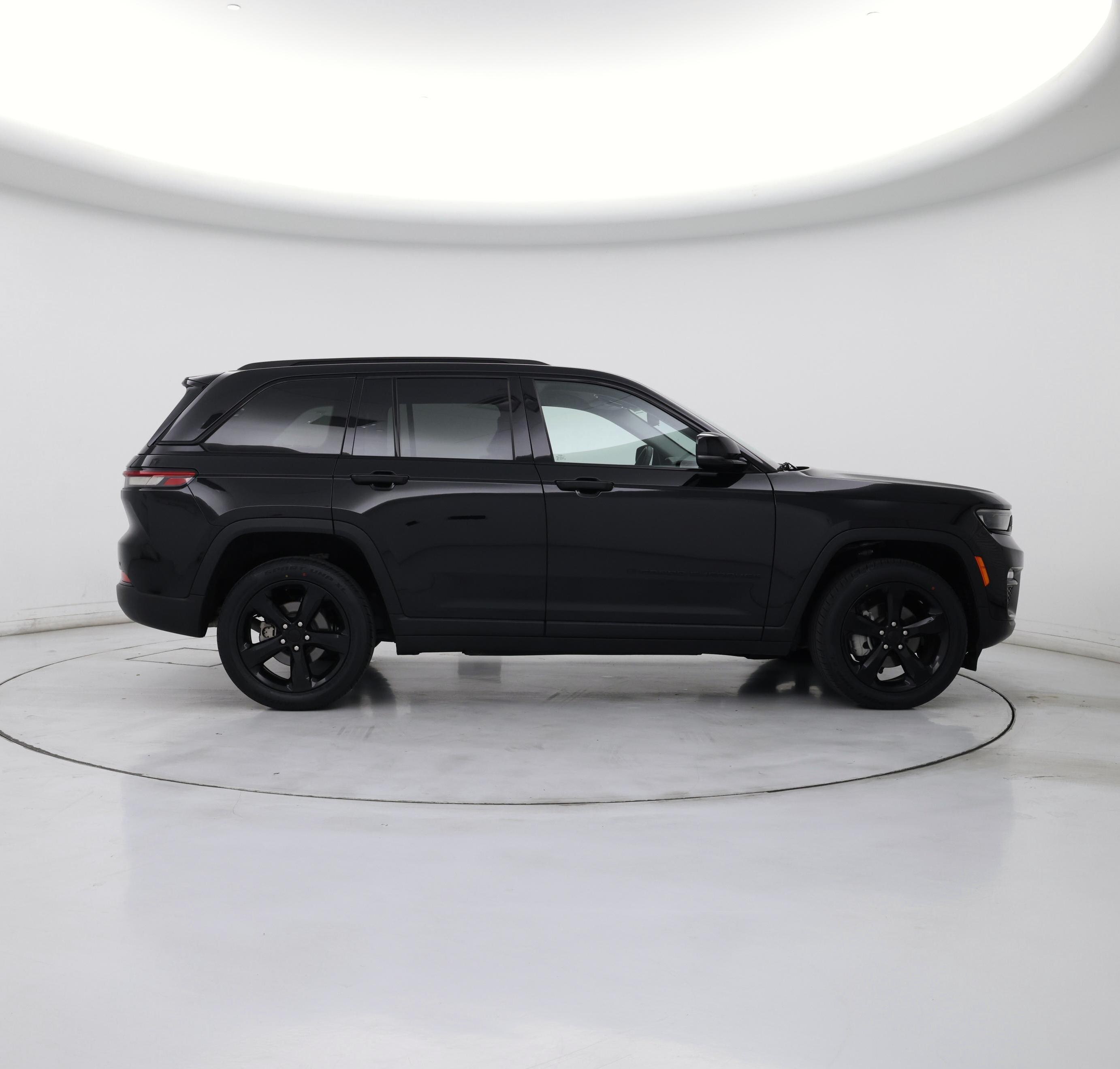 Thumbnail: 2023 Jeep Grand Cherokee - 7
