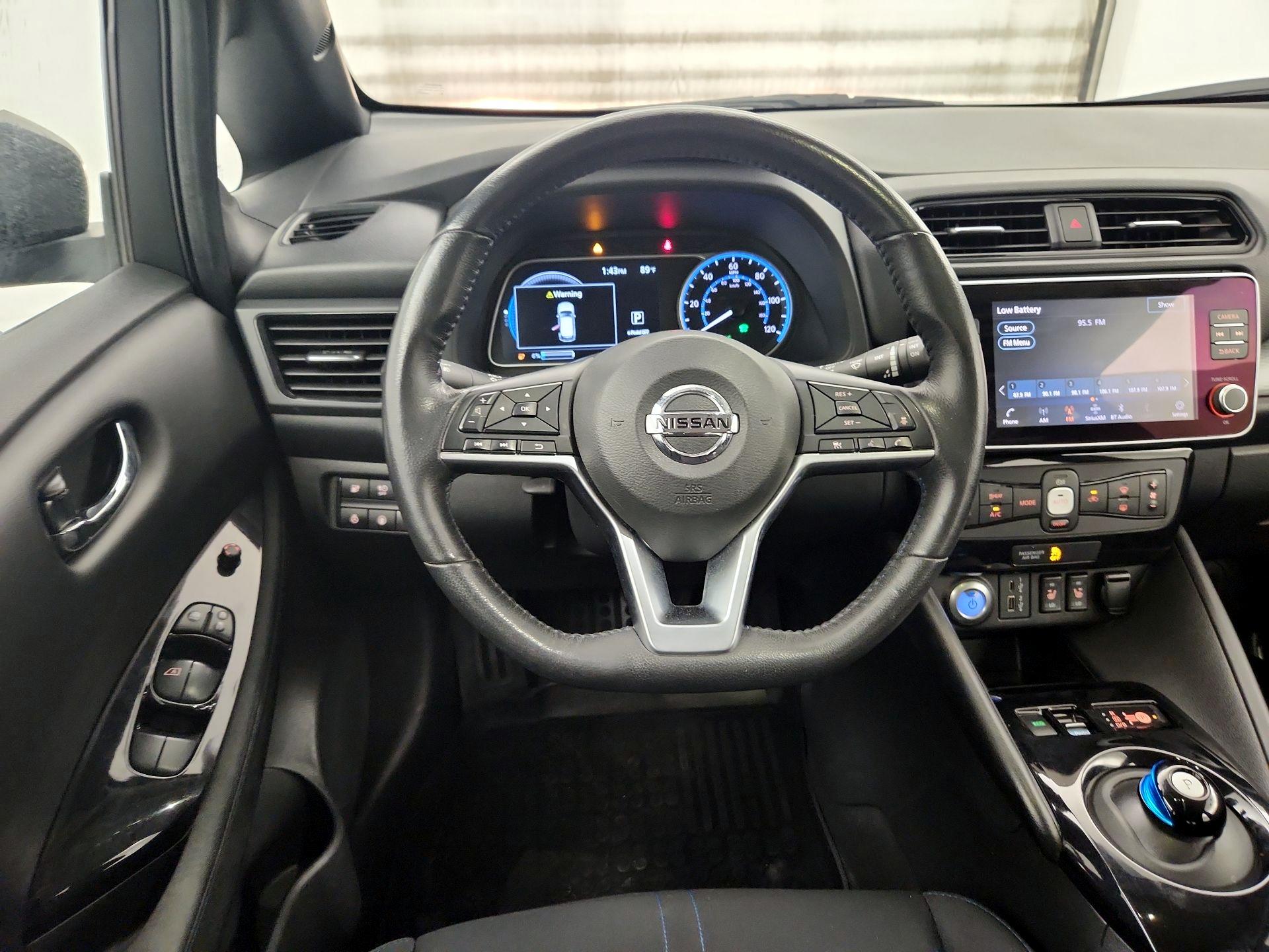 Thumbnail: 2021 Nissan Leaf - 10