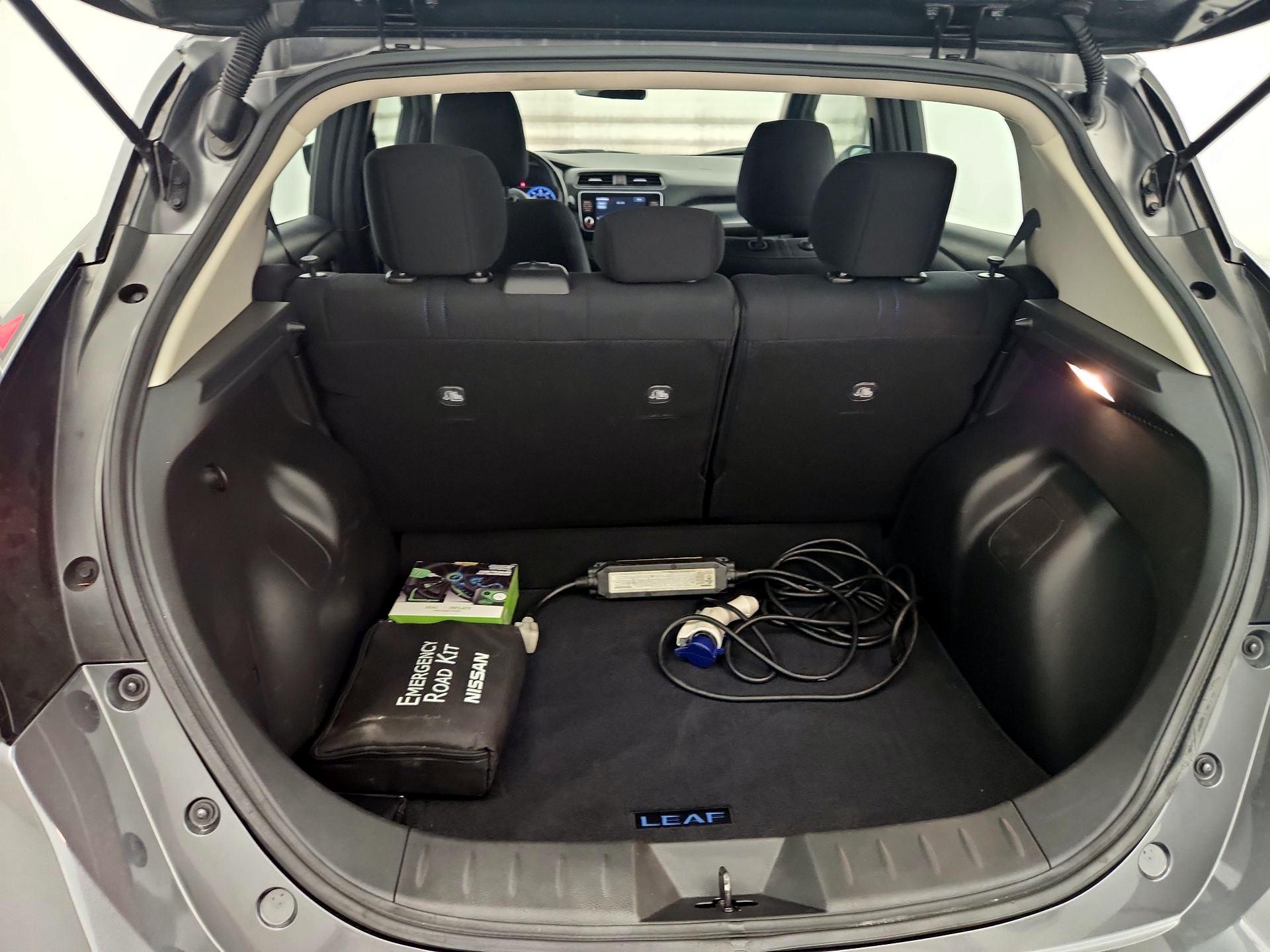 Thumbnail: 2021 Nissan Leaf - 20