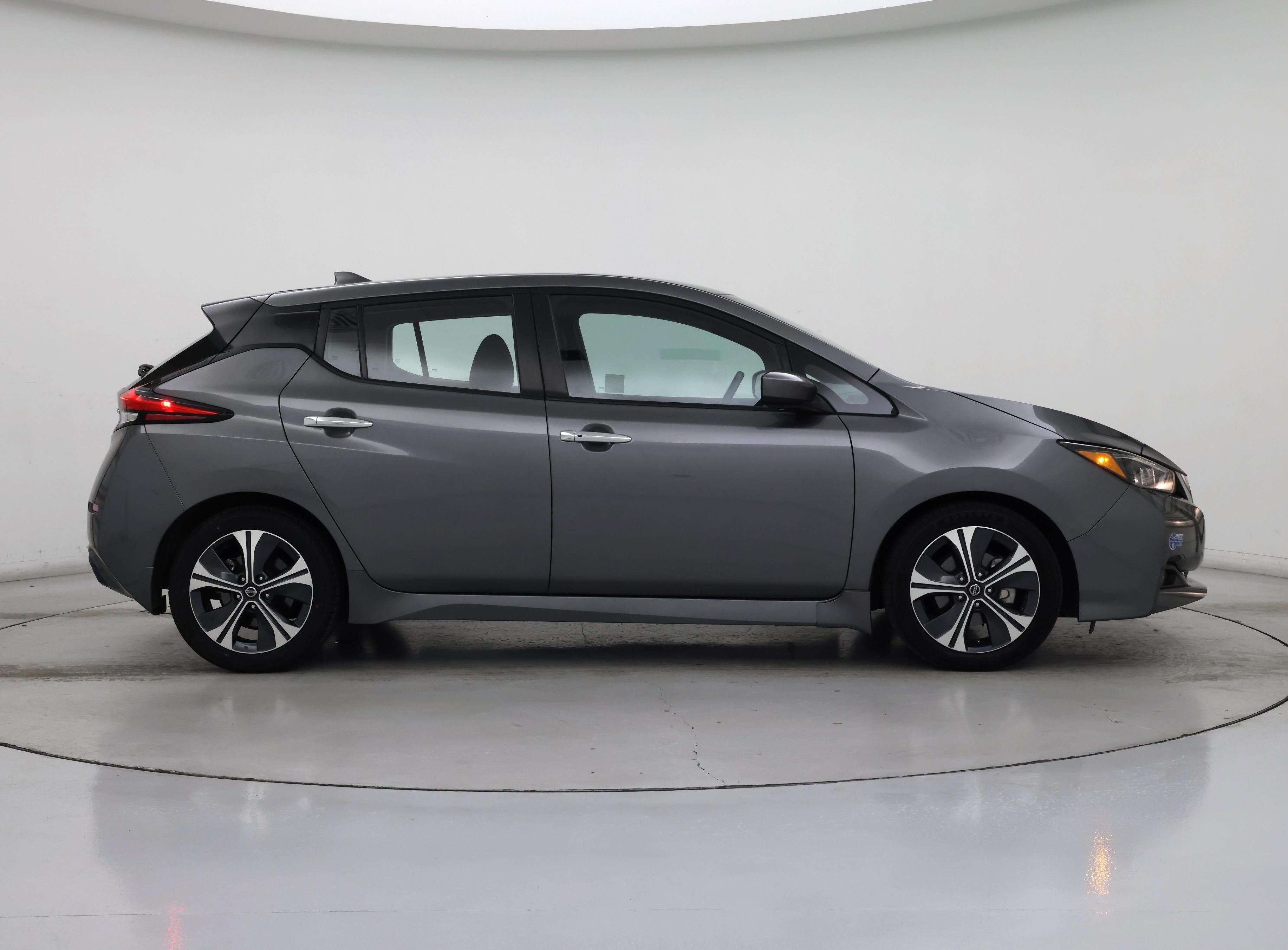 Thumbnail: 2021 Nissan Leaf - 7