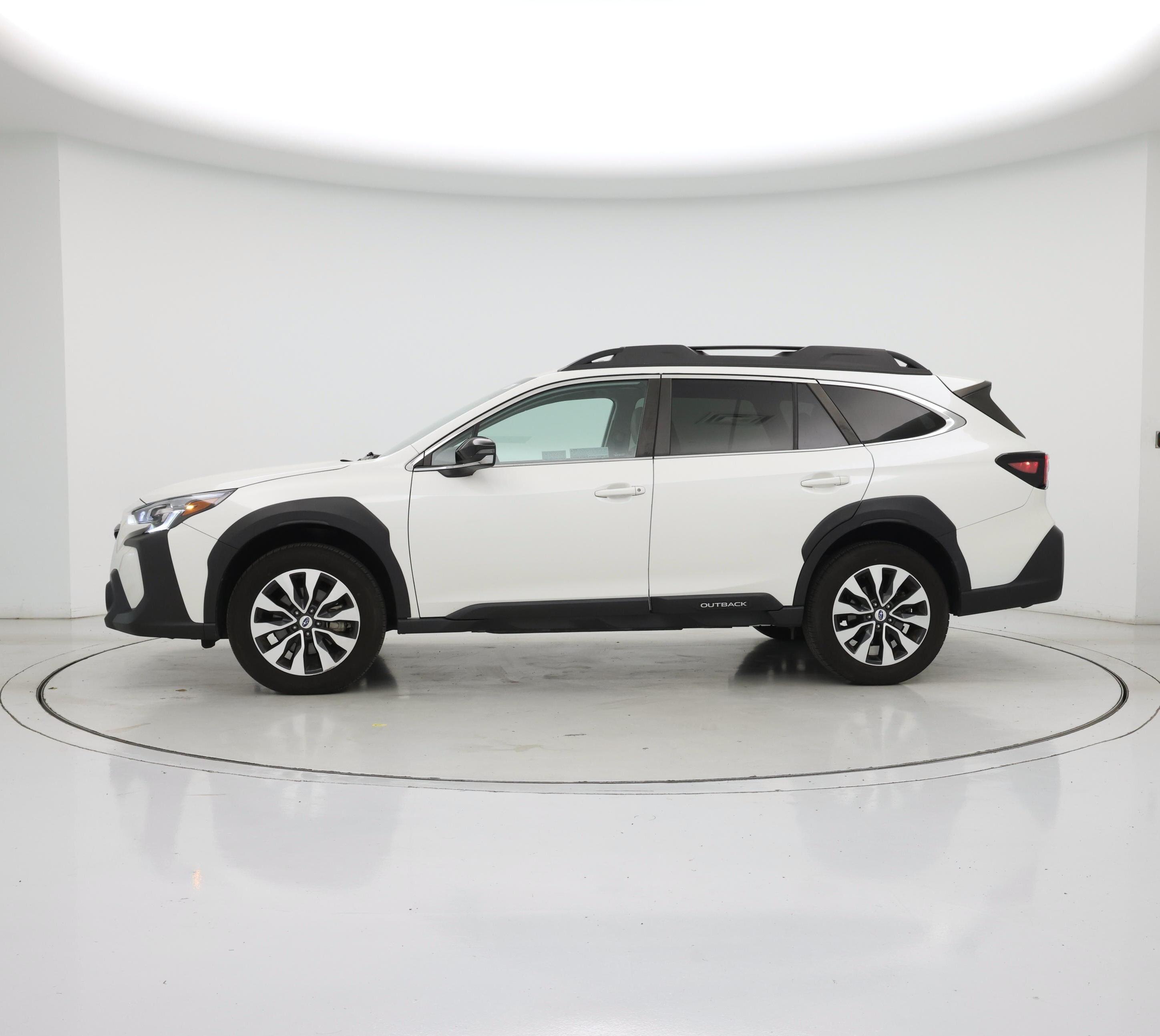 Thumbnail: 2023 Subaru Outback - 3