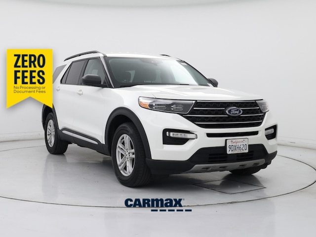 White 2022 Ford Explorer XLT AWD SUV / Crossover All-Wheel Drive Automatic