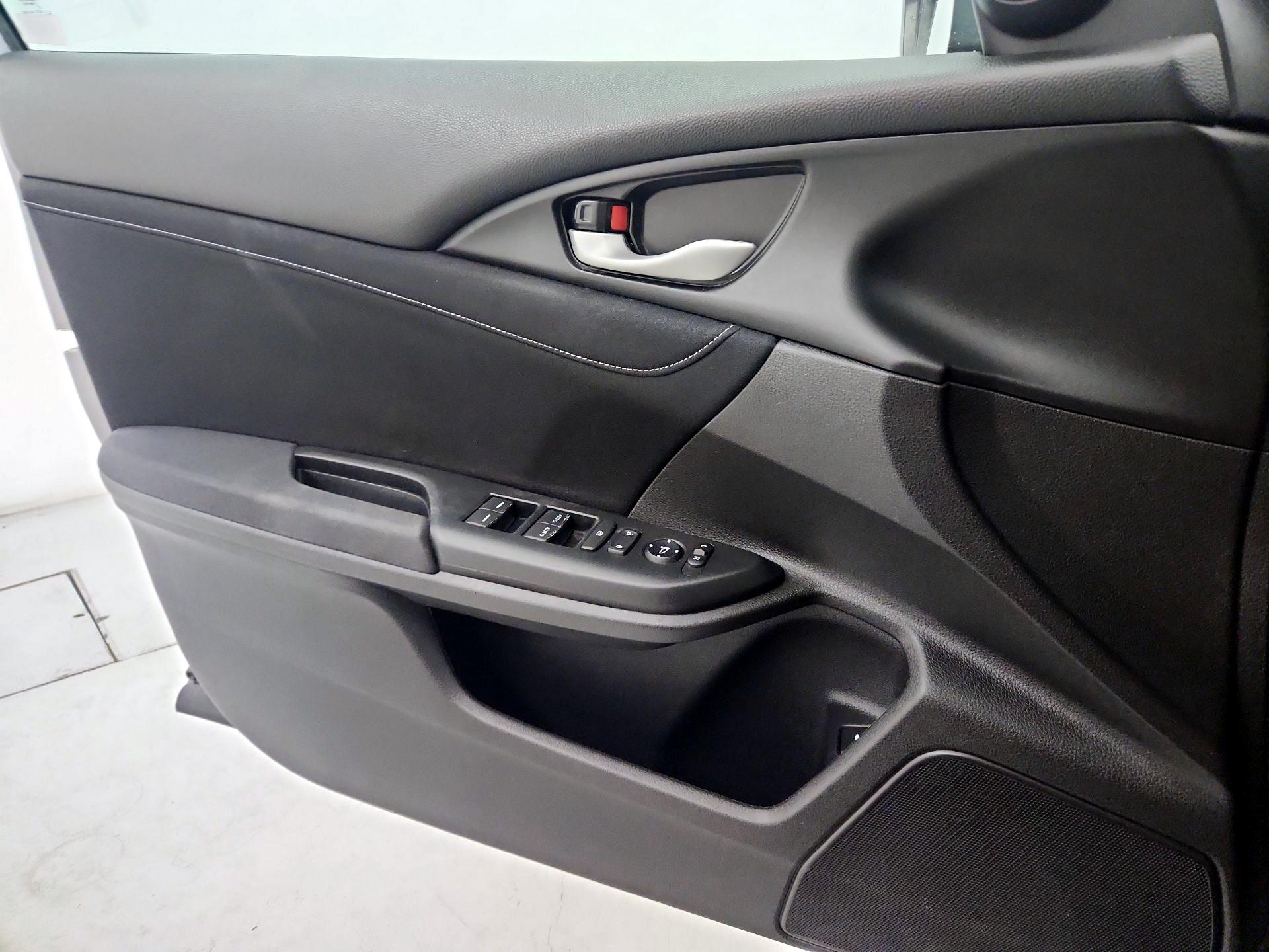 Thumbnail: 2022 Honda Insight - 12