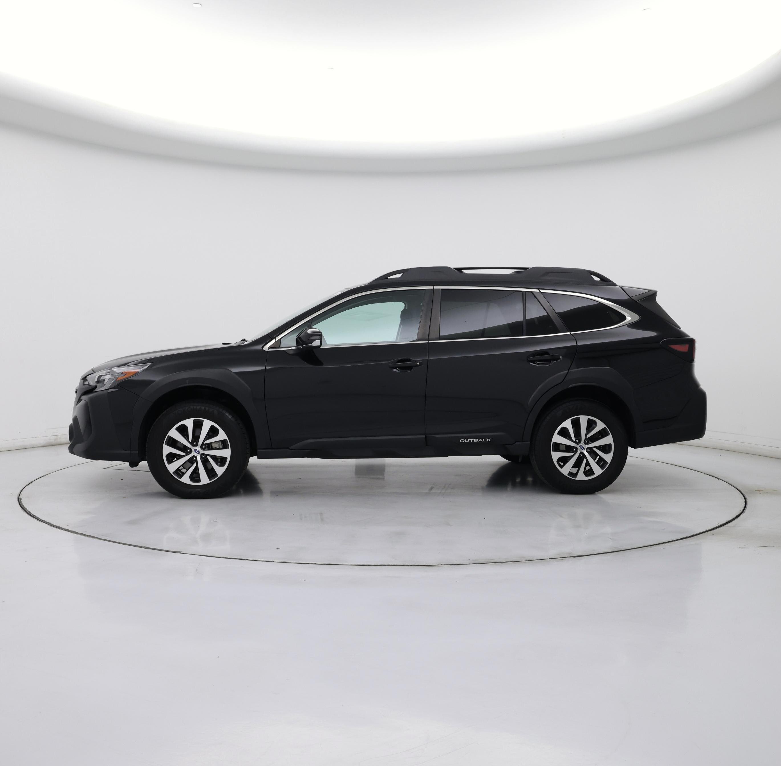 Thumbnail: 2023 Subaru Outback - 3