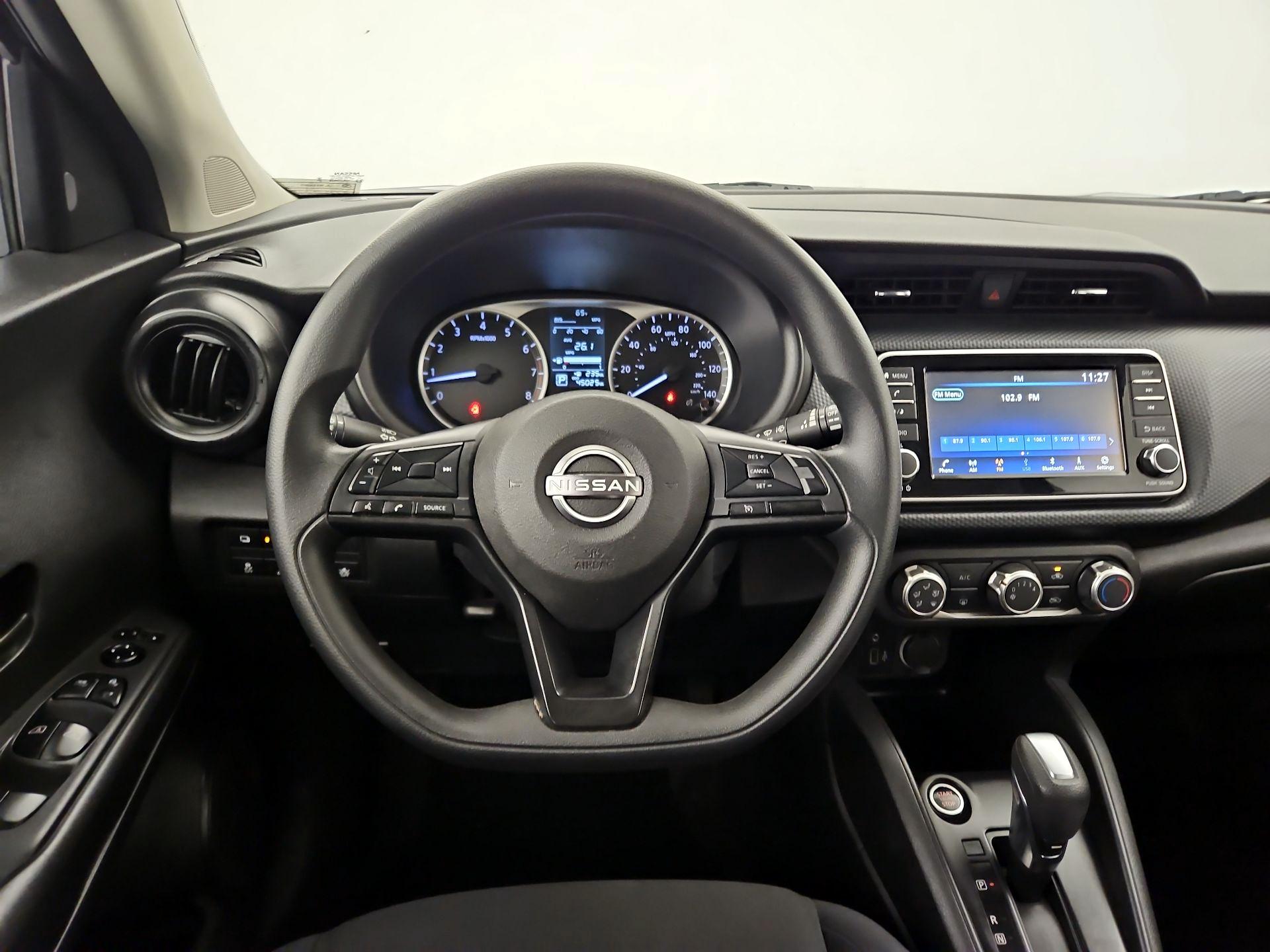 Thumbnail: 2023 Nissan Kicks - 10