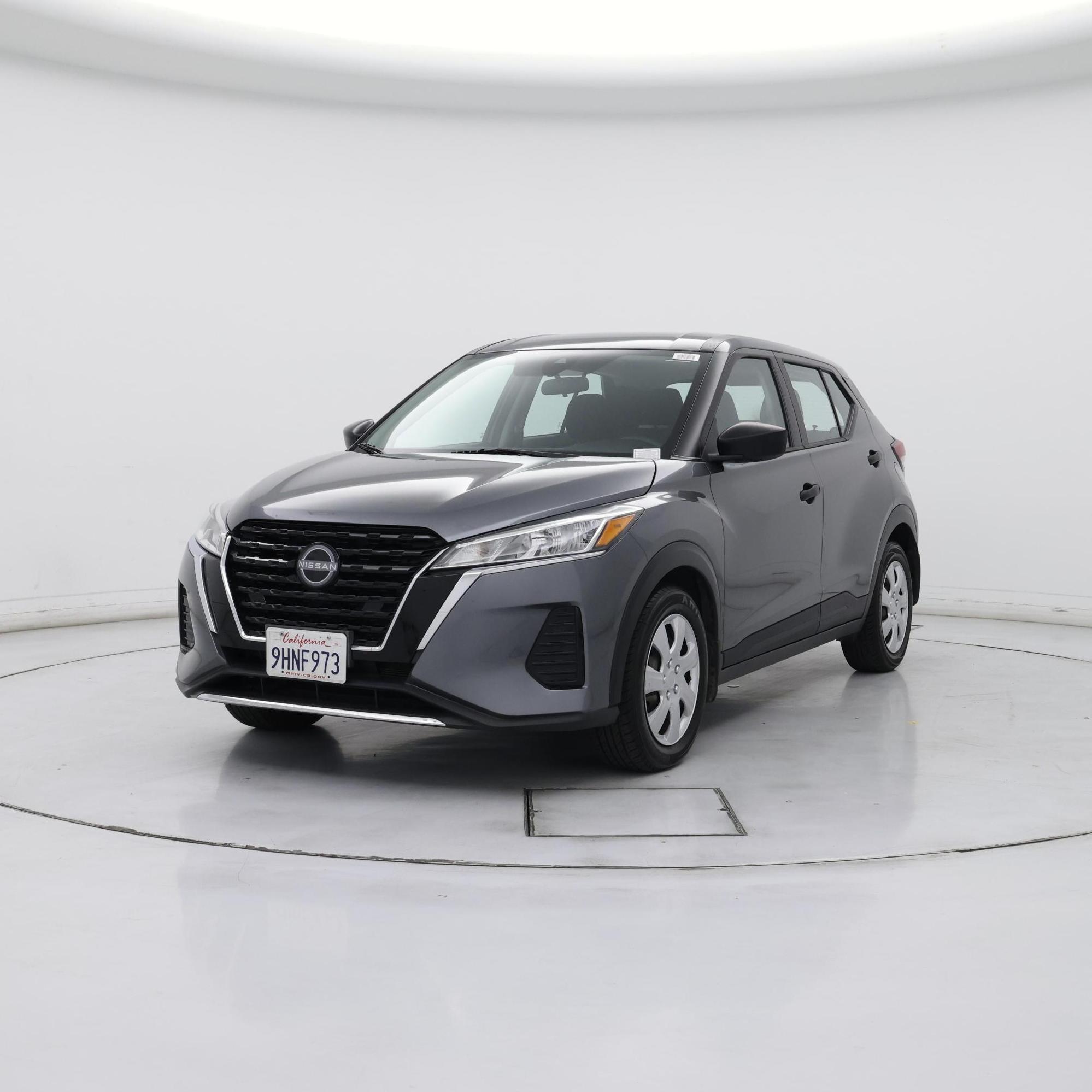 Thumbnail: 2023 Nissan Kicks - 4