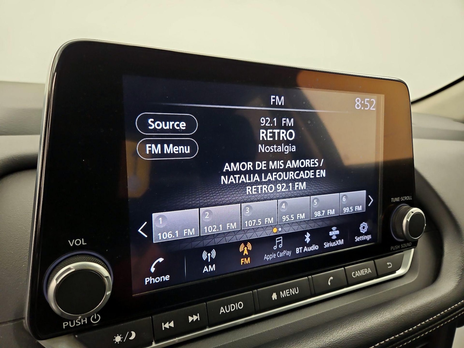 2024 Nissan Rogue SV - Photo 16