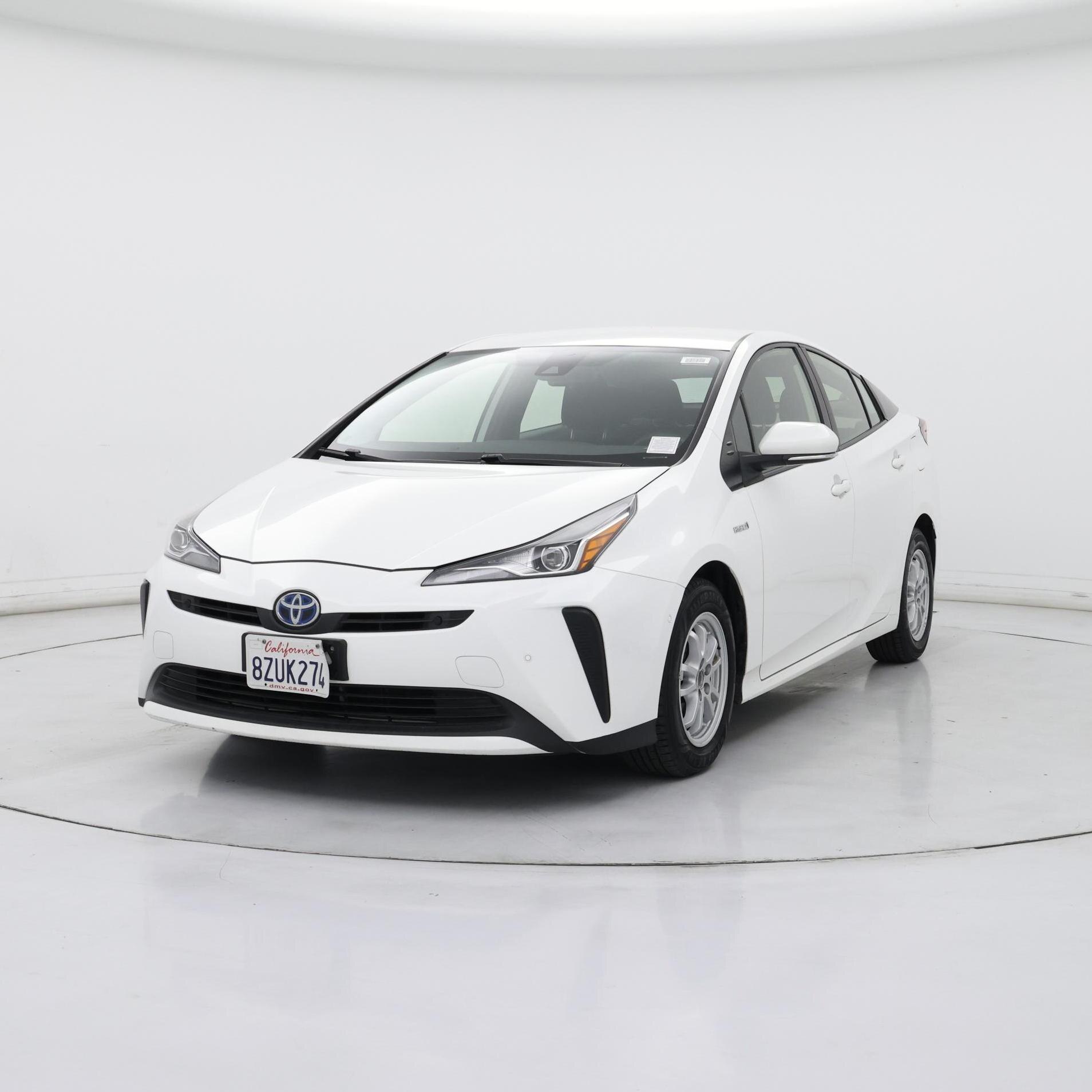 Thumbnail: 2022 Toyota Prius - 4
