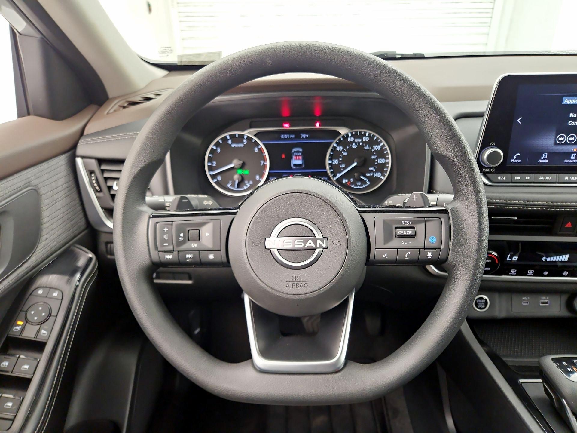 Thumbnail: 2023 Nissan Rogue - 10