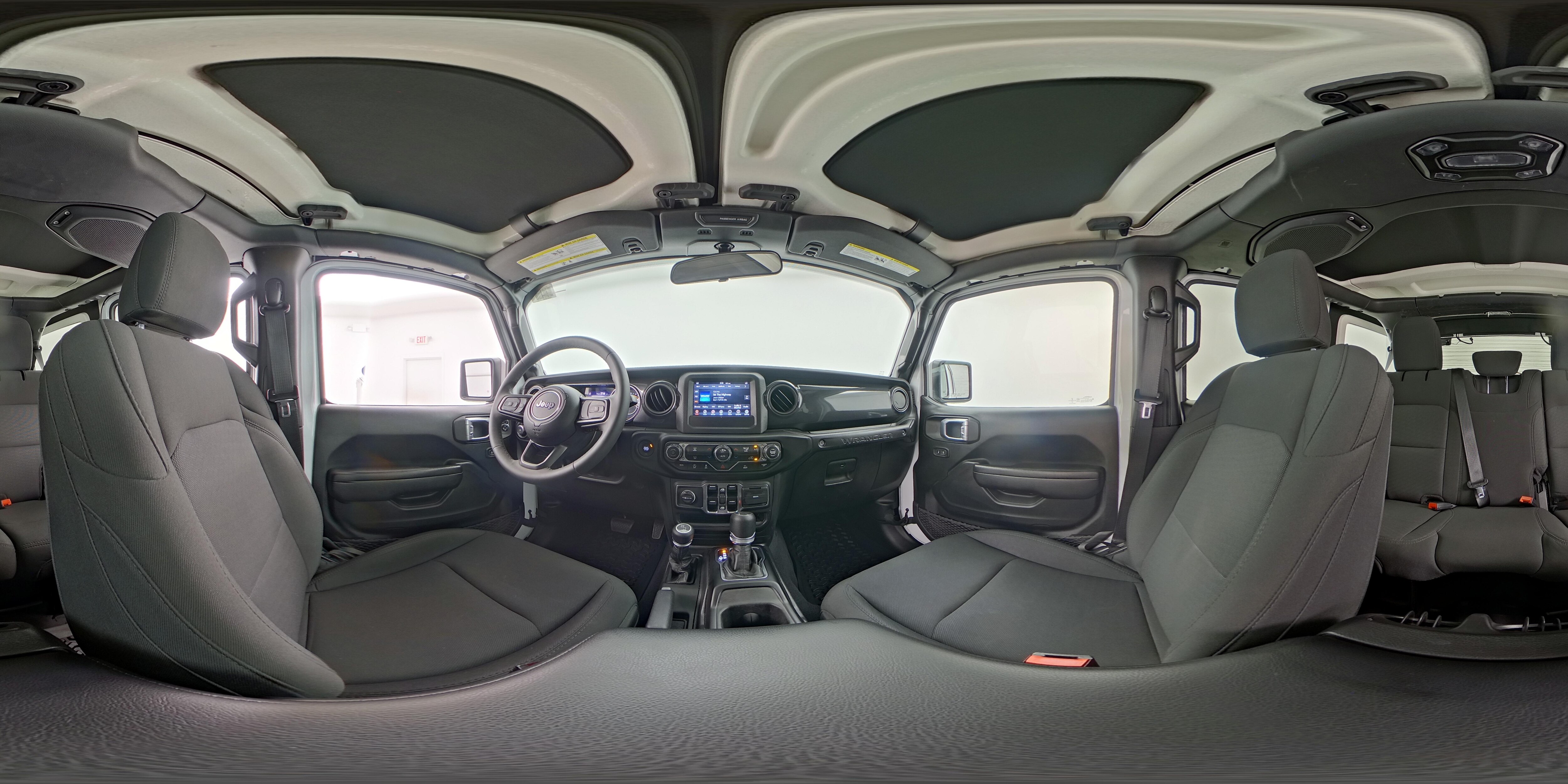 2023 Jeep Wrangler 4-Door Altitude - Photo 24
