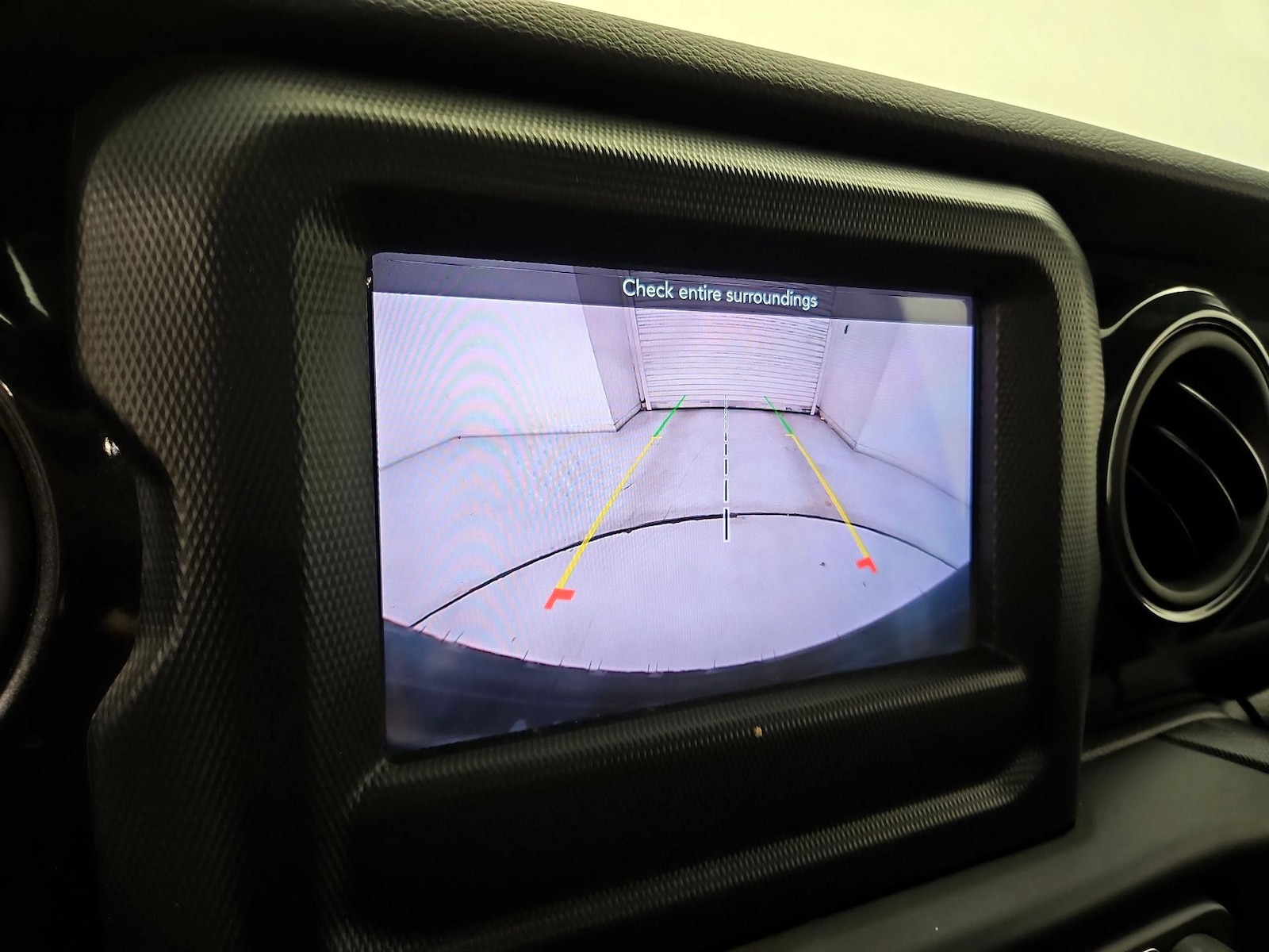 2023 Jeep Wrangler 4-Door Altitude - Photo 15