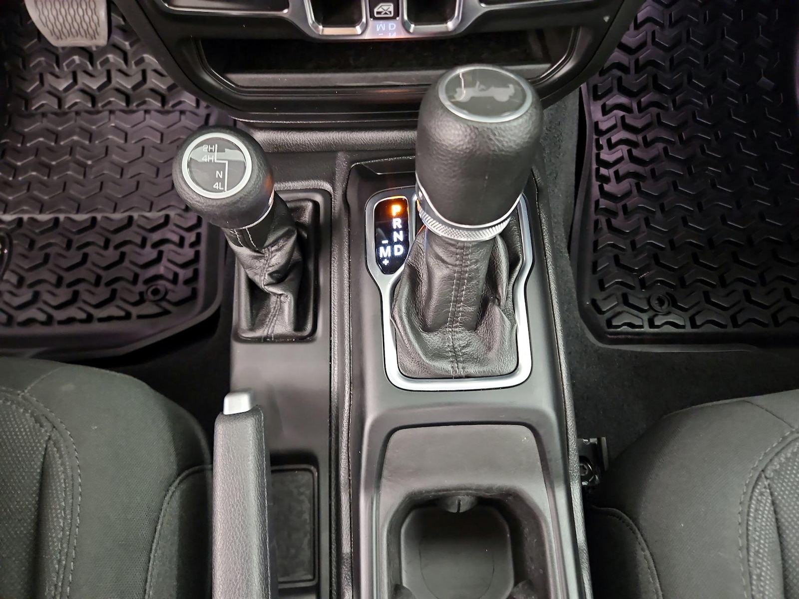 2023 Jeep Wrangler 4-Door Altitude - Photo 18