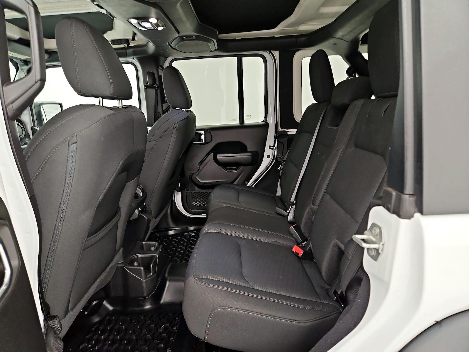 2023 Jeep Wrangler 4-Door Altitude - Photo 20