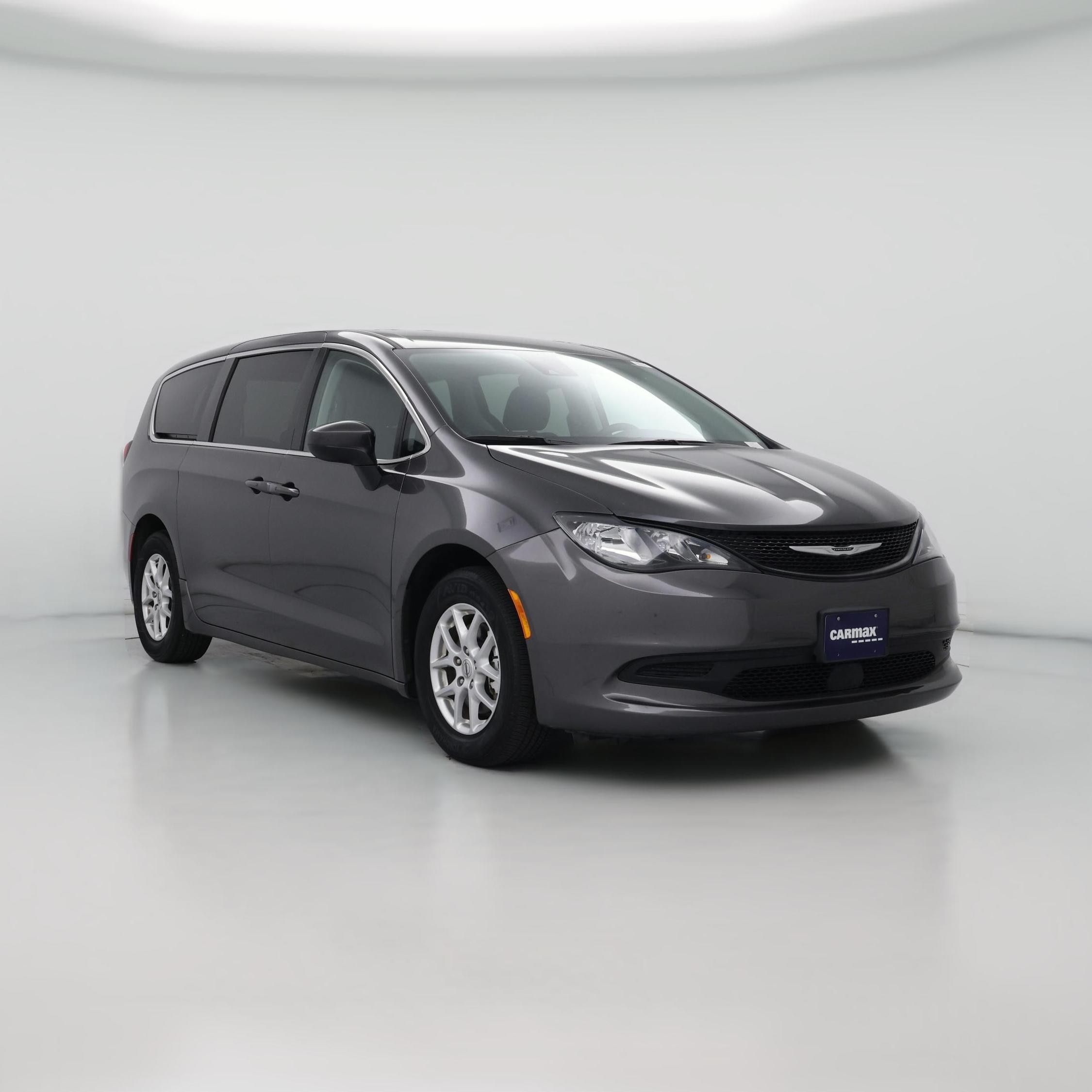 Thumbnail: 2023 Chrysler Voyager - 1