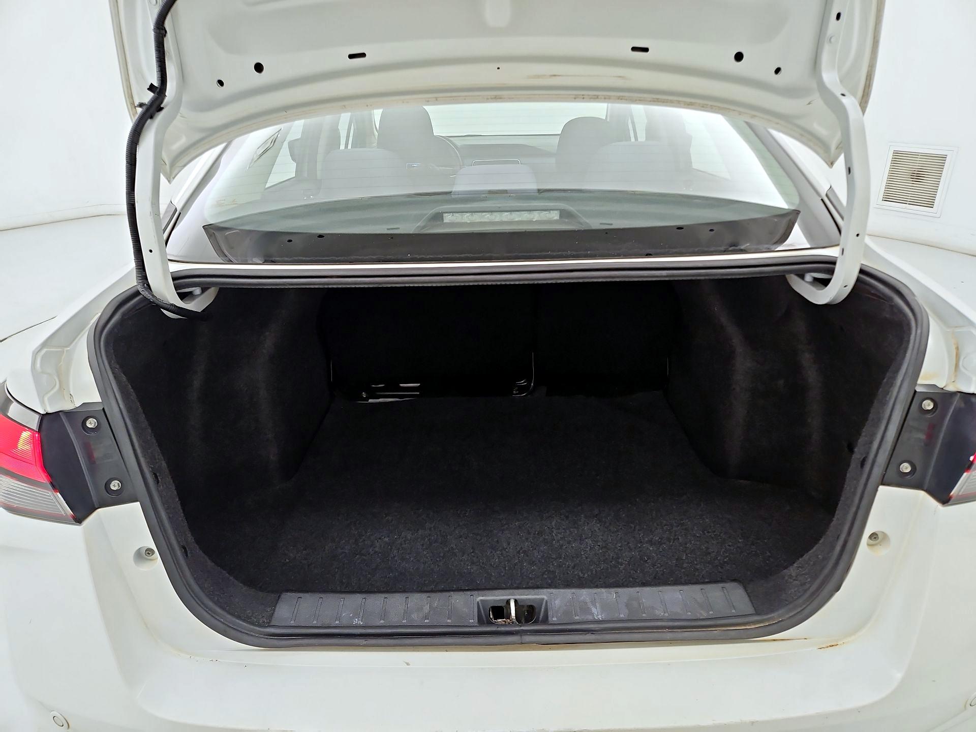 Thumbnail: 2023 Nissan Versa - 20
