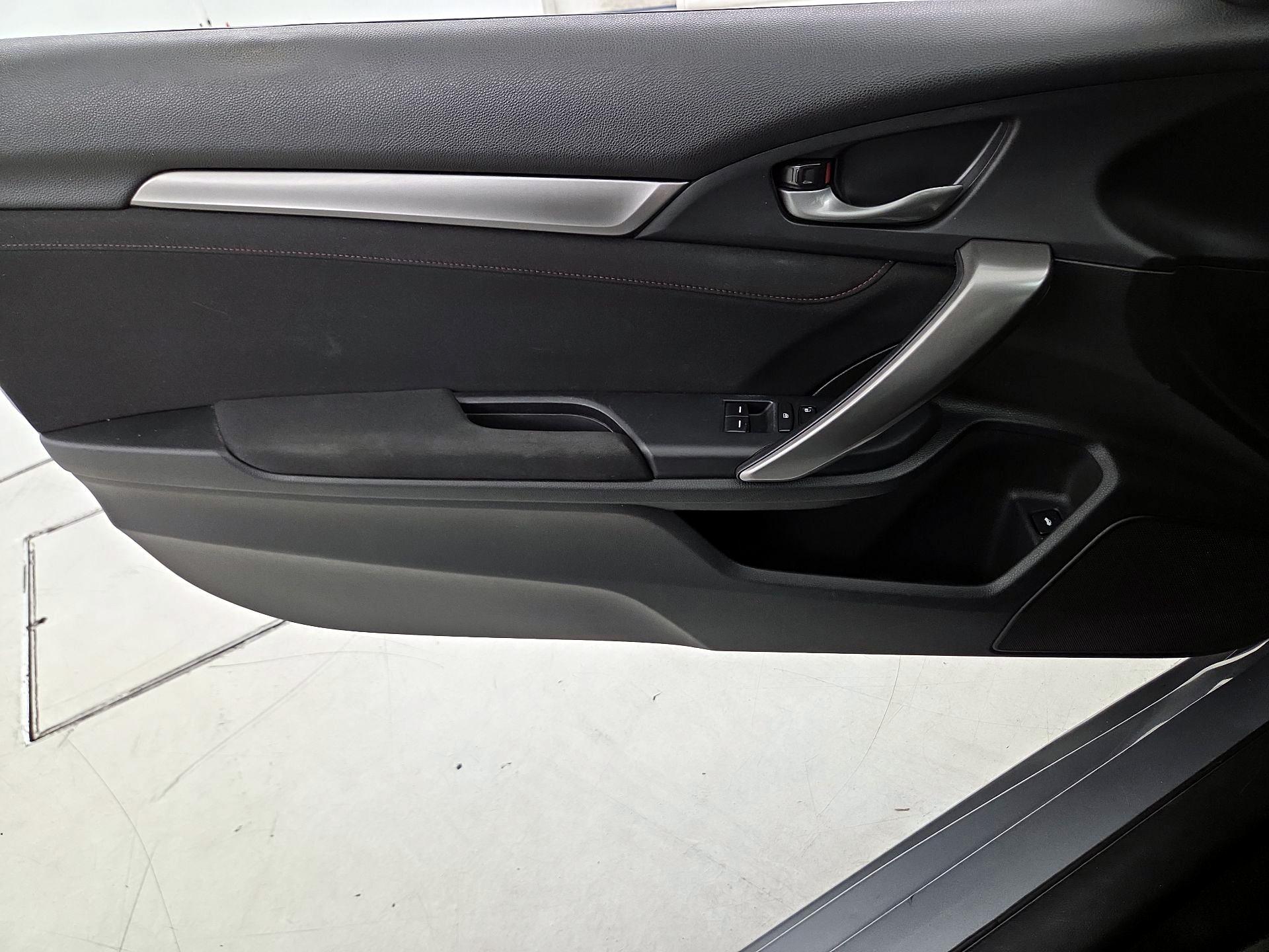Thumbnail: 2019 Honda Civic - 12