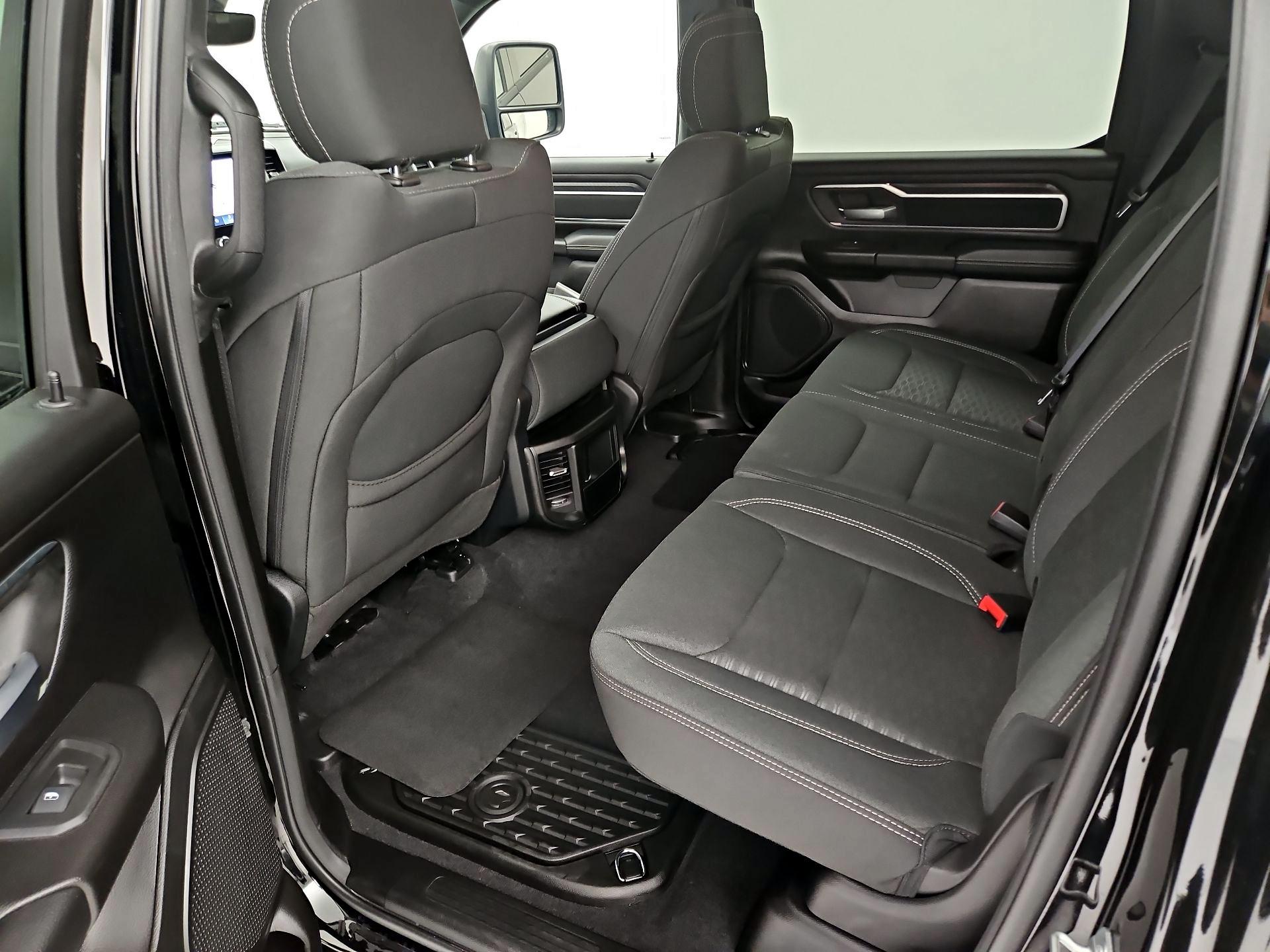 Thumbnail: 2025 RAM 1500 - 19