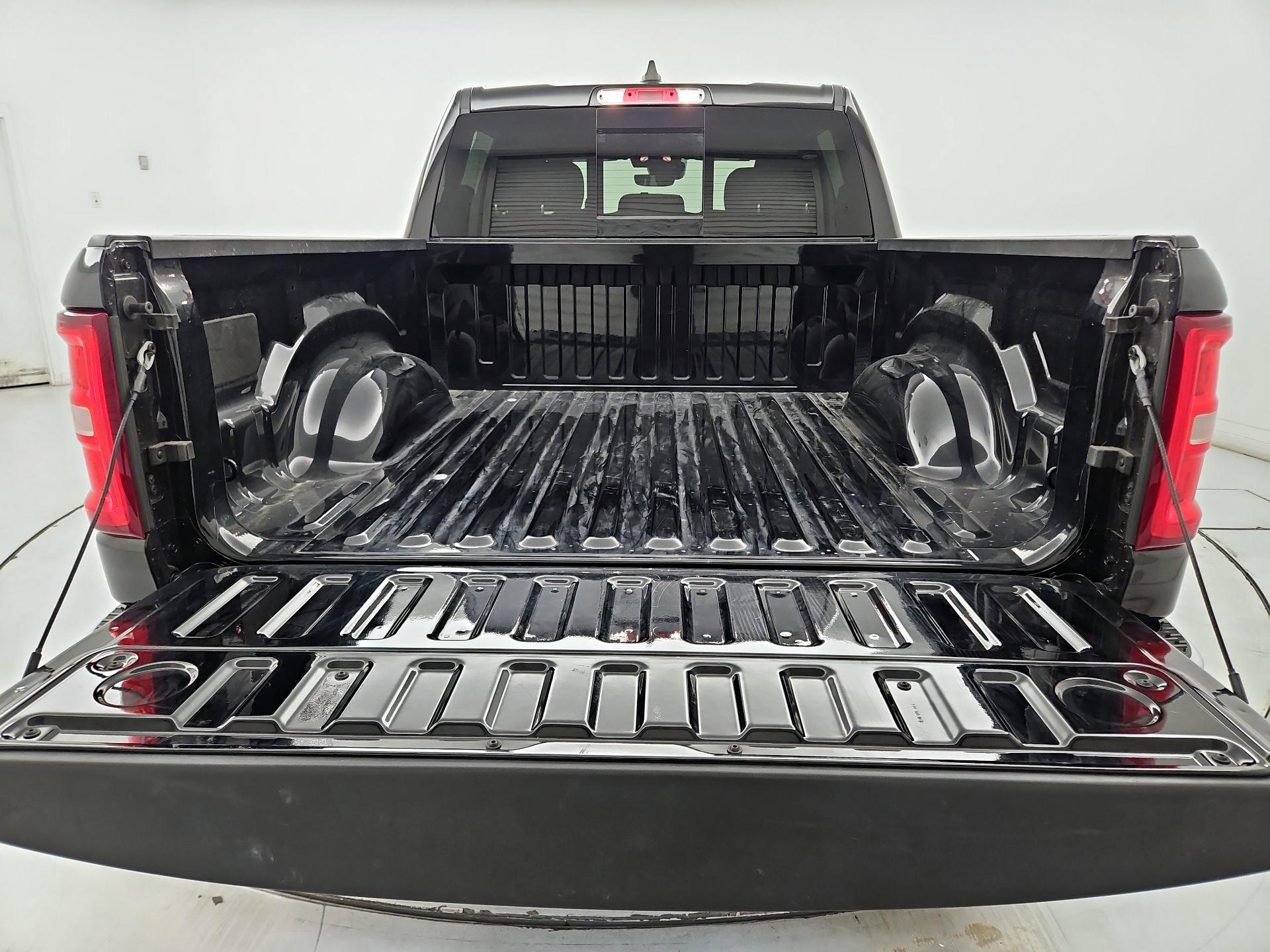 Thumbnail: 2025 RAM 1500 - 20