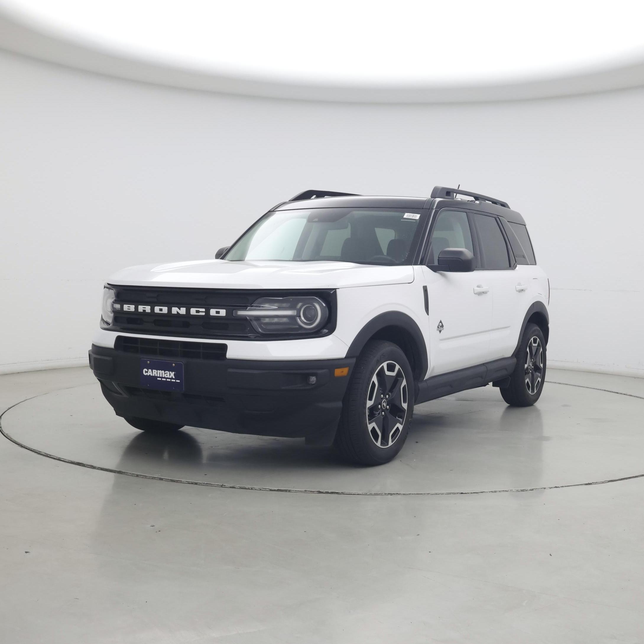 Thumbnail: 2023 Ford Bronco Sport - 4