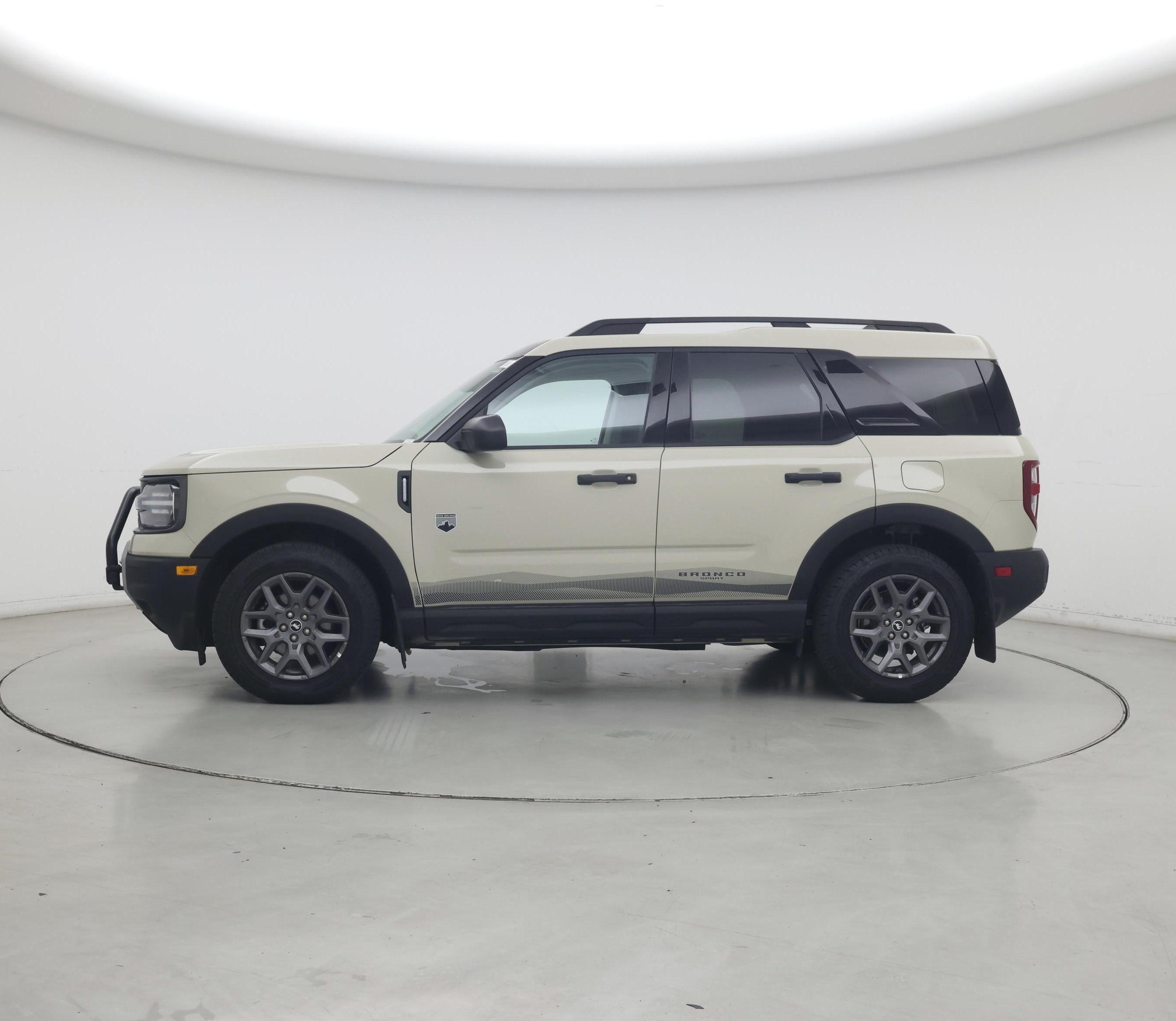 Thumbnail: 2025 Ford Bronco Sport - 3