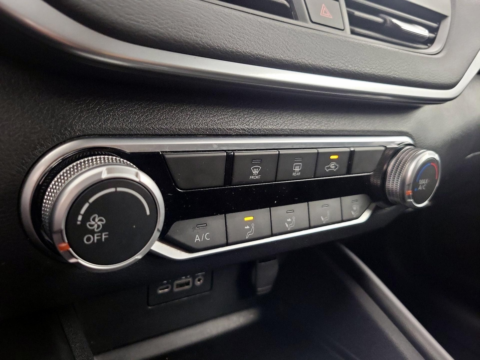 2022 Nissan Altima SR - Photo 17