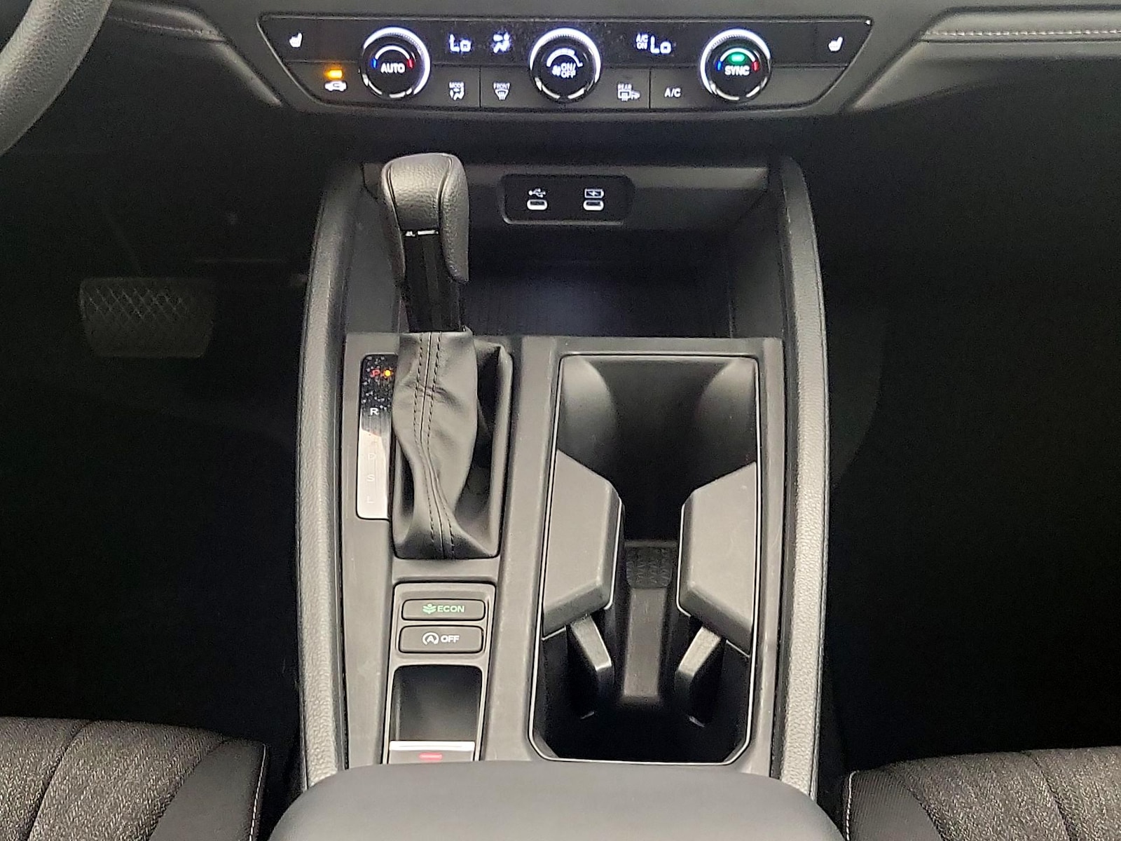 2025 Honda Accord SE - Photo 17