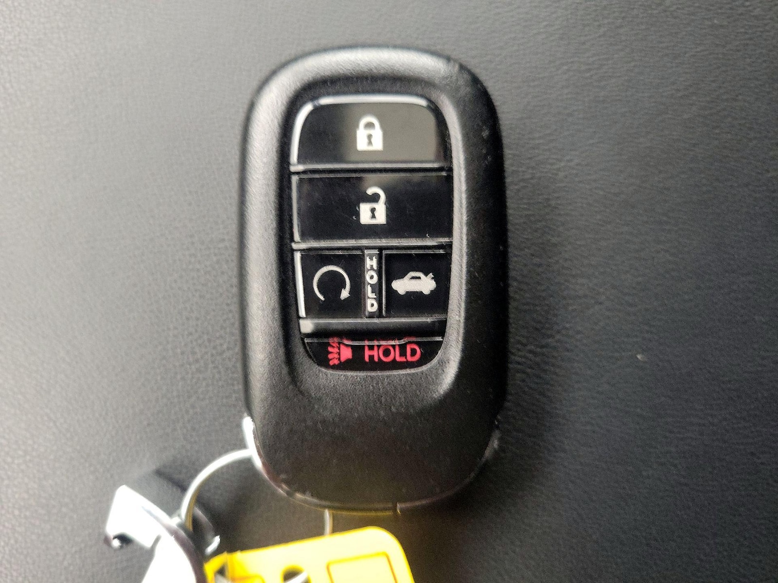 2025 Honda Accord SE - Photo 23