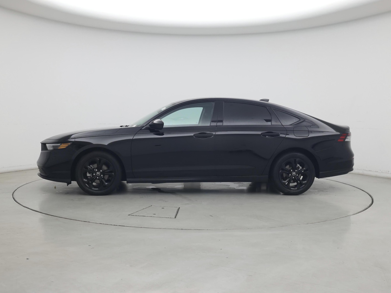 2025 Honda Accord SE - Photo 4