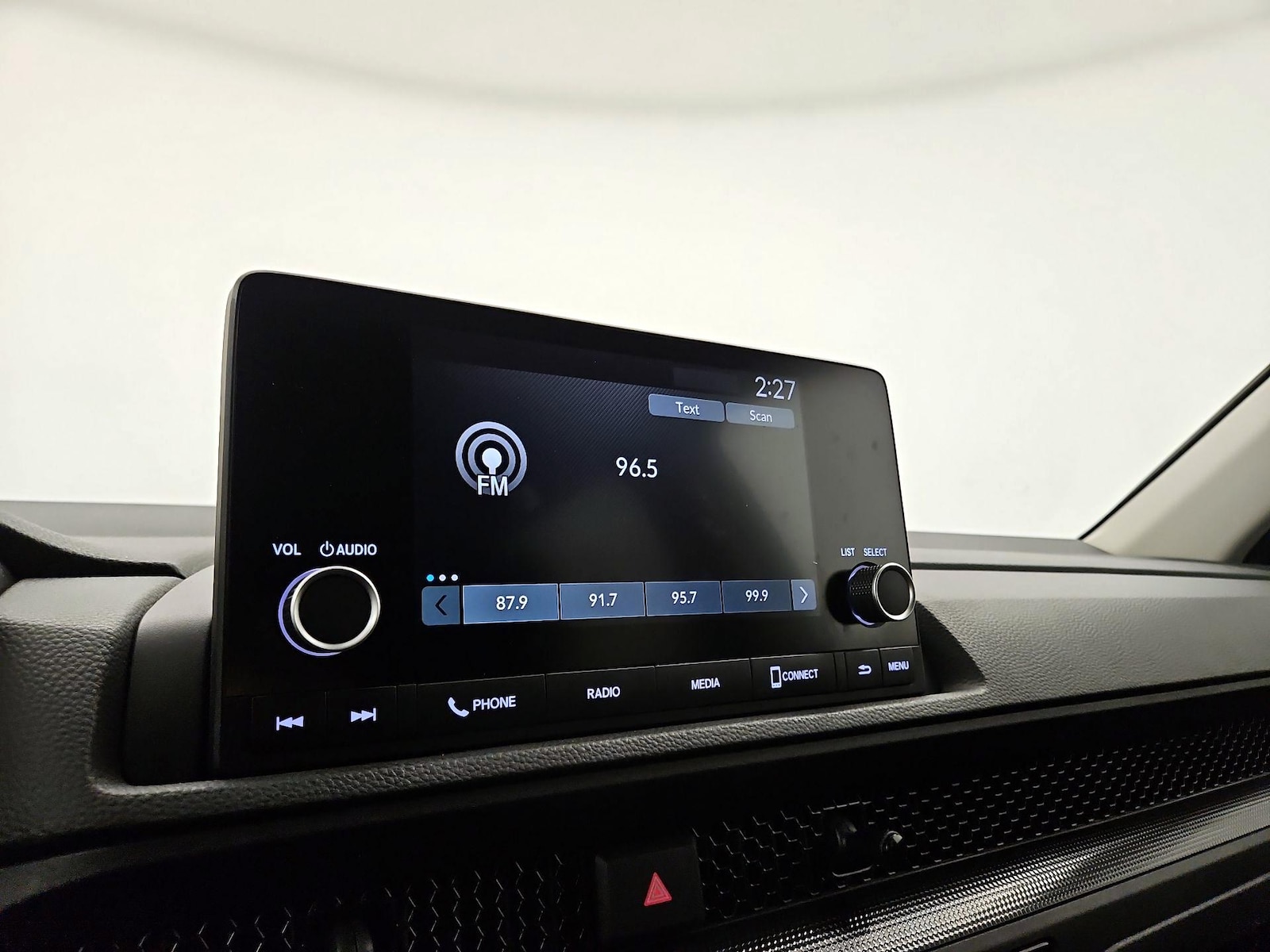 2025 Honda CR-V LX - Photo 16